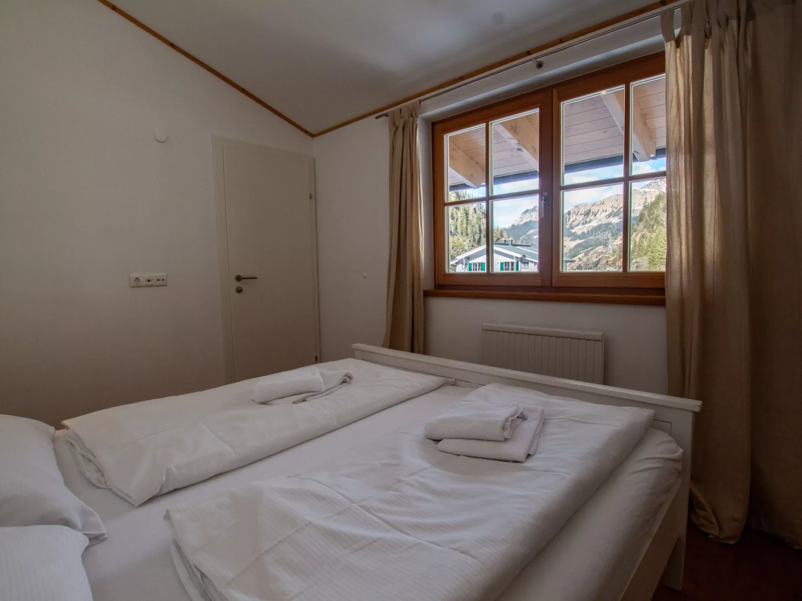 Lodge Enzian 194 im Tauerndorf Enzingerboden - Drinnen