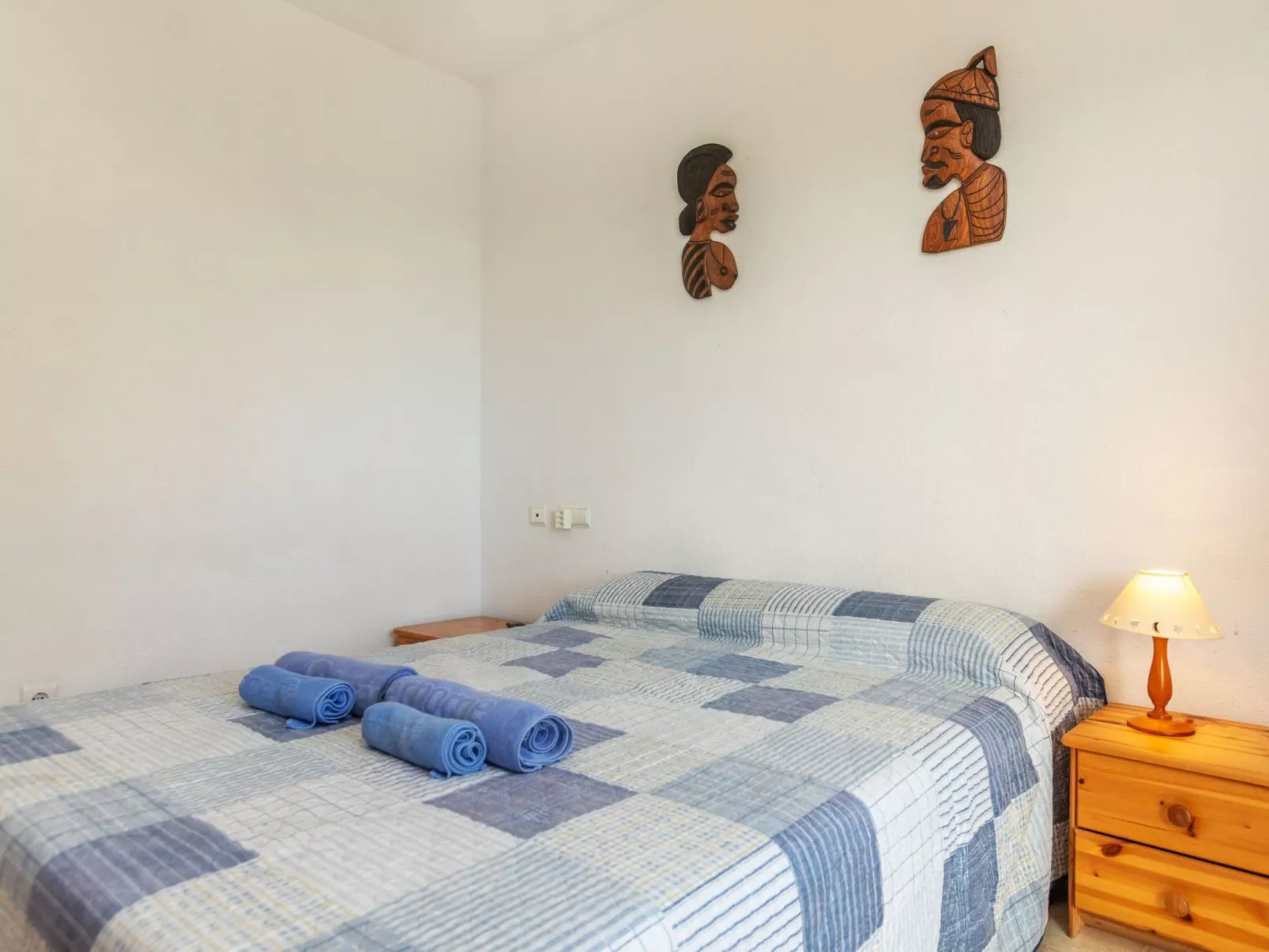 Malibu Canales - Drinnen