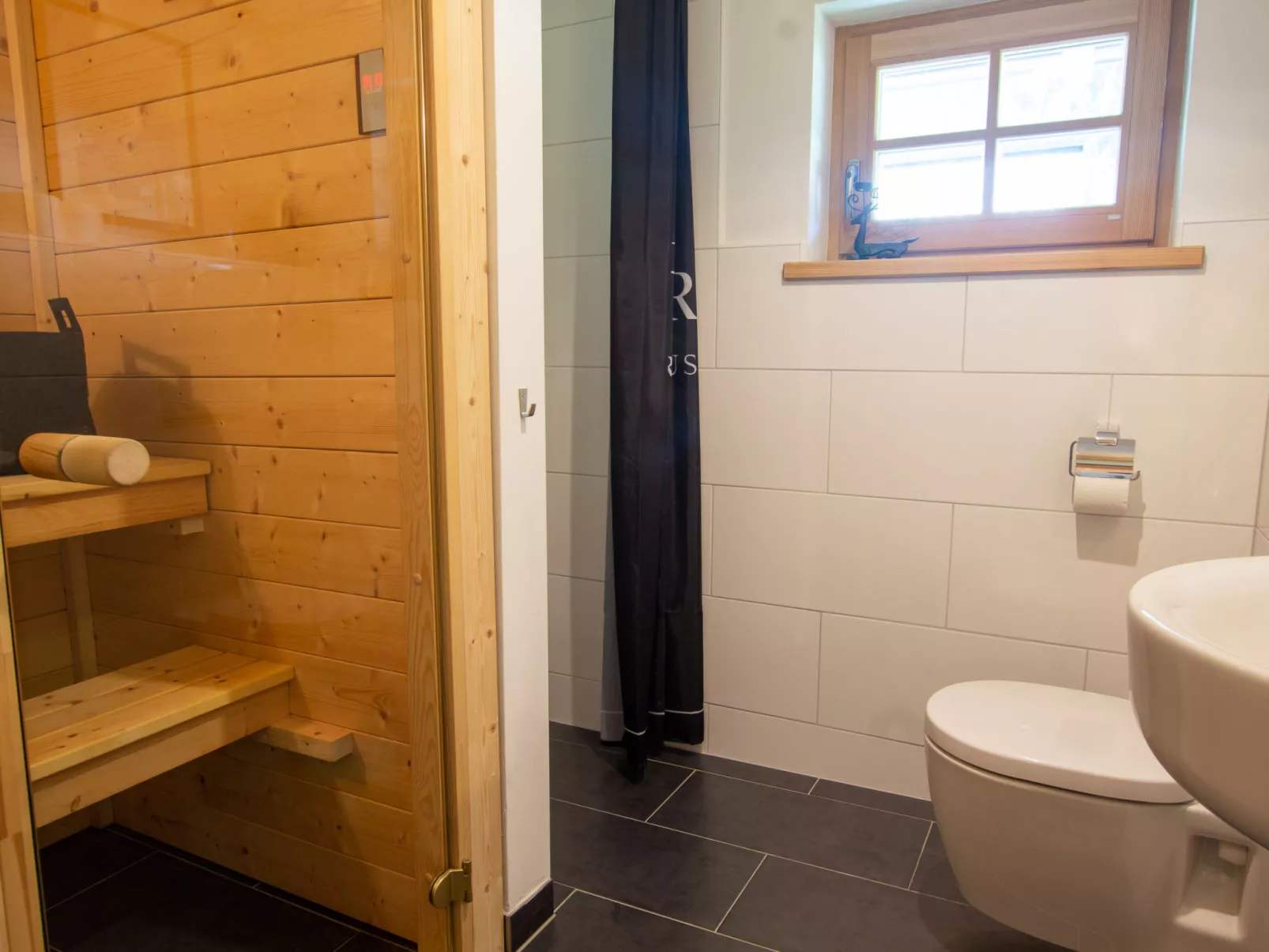 Lodge Seeblick 161 im Tauerndorf Enzingerboden - Drinnen
