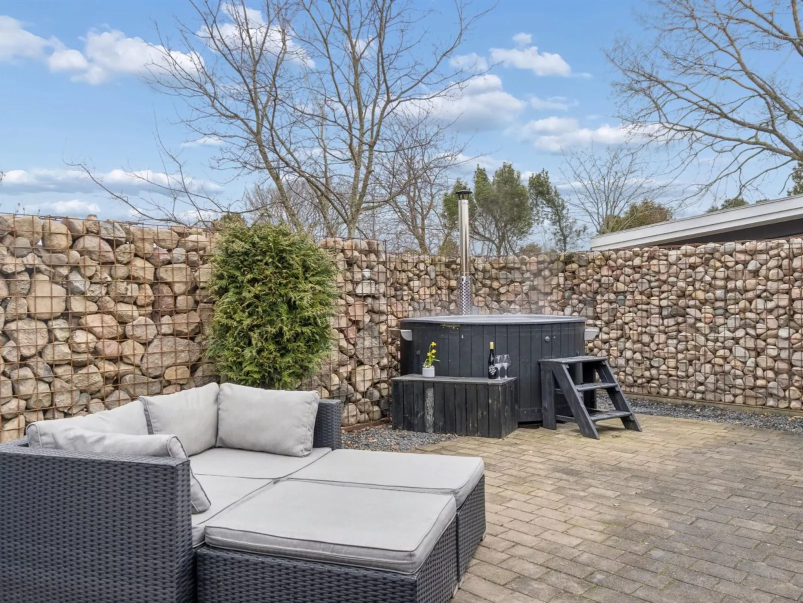 "Sida" - 1.5km from the sea - Outside