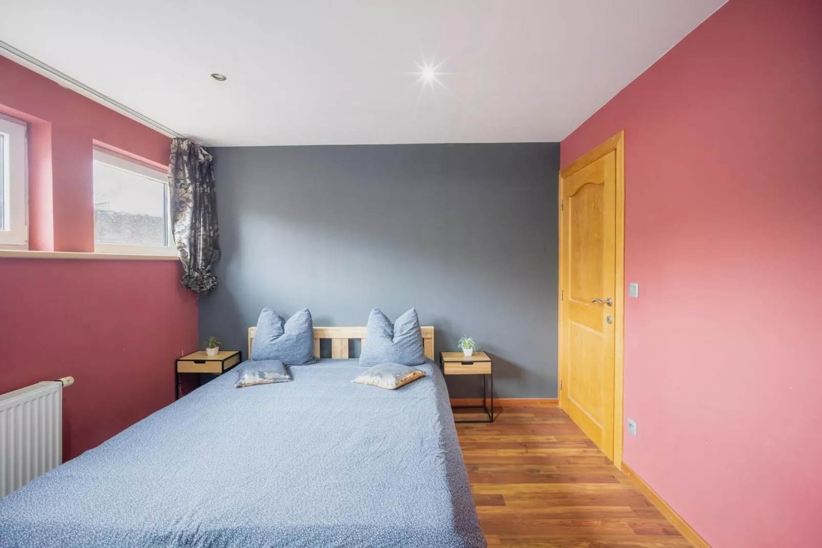 Magnifique maison de vacances pour 10 adultes avec pscine intérieure  Sauna Bains à remous et  Hamam - Chambre