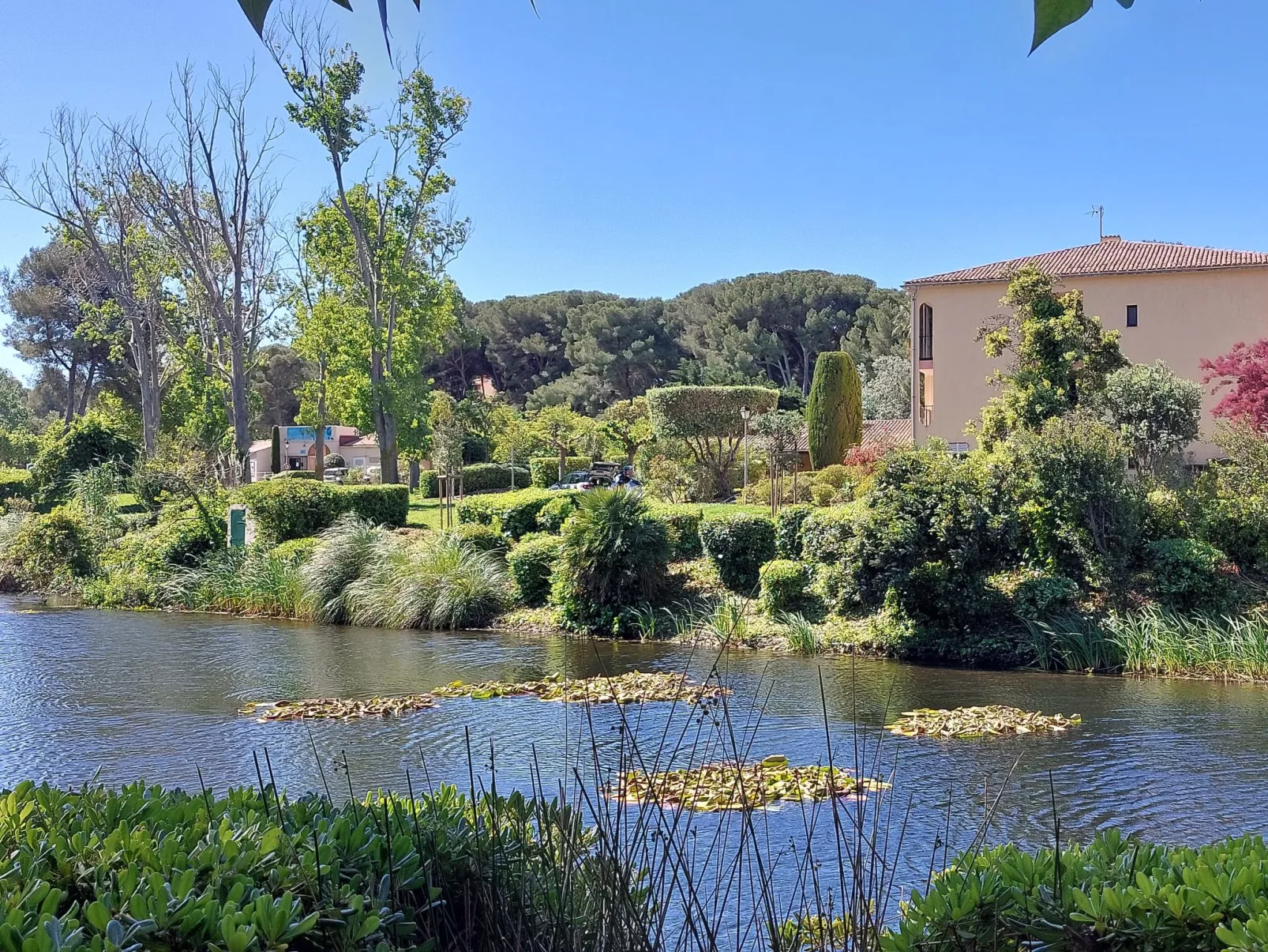 Le Grand Large - Dehors