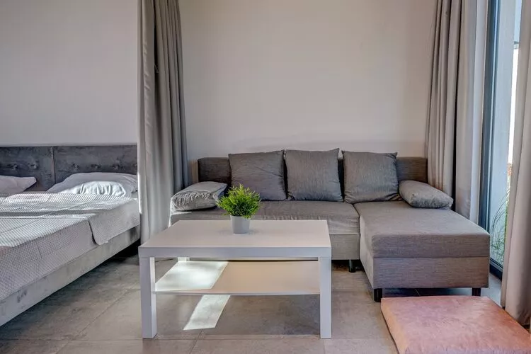 Dom dla 6 osób z antresolą-Living room