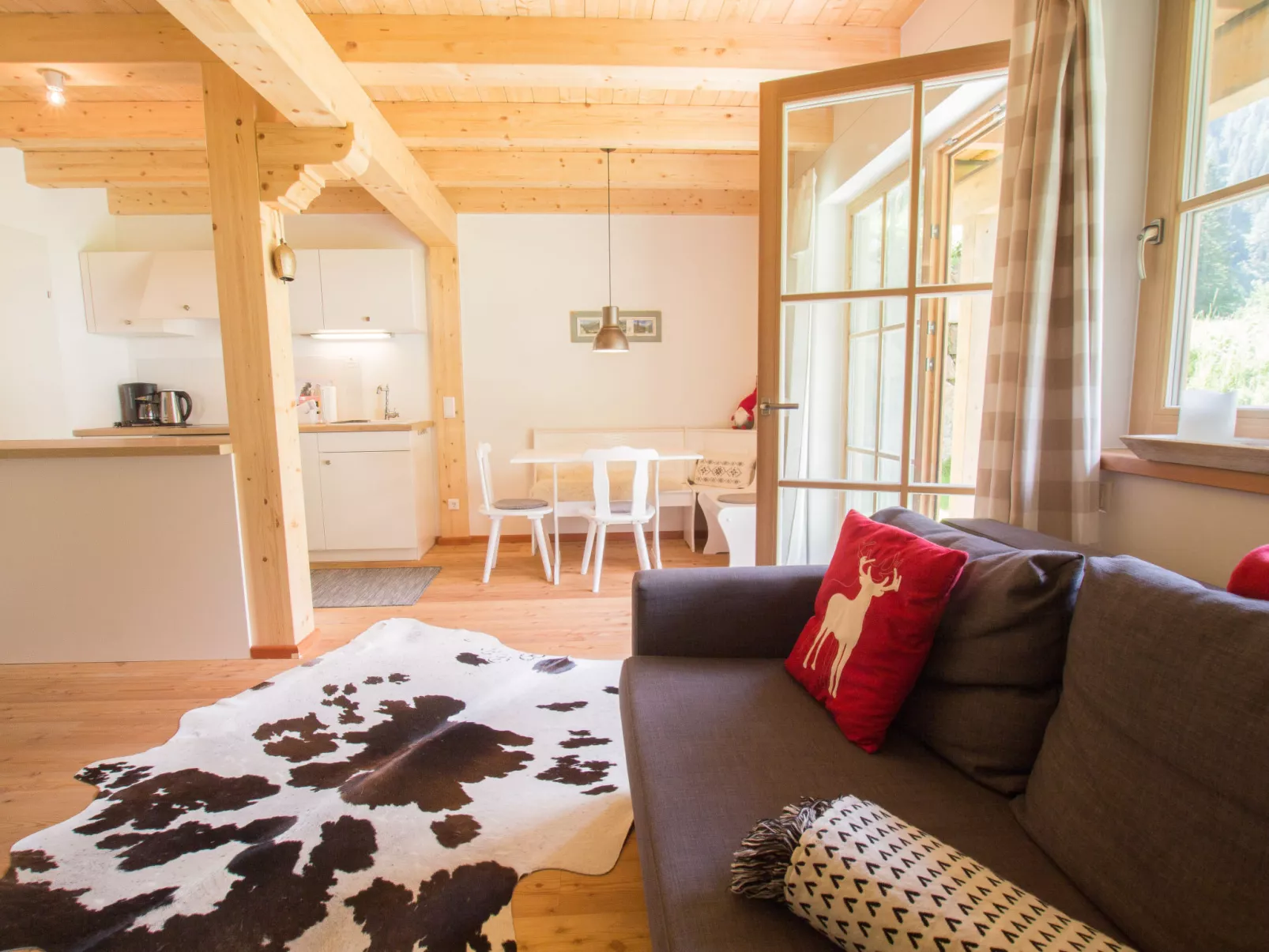 Lodge Enzian 194 im Tauerndorf Enzingerboden - Drinnen