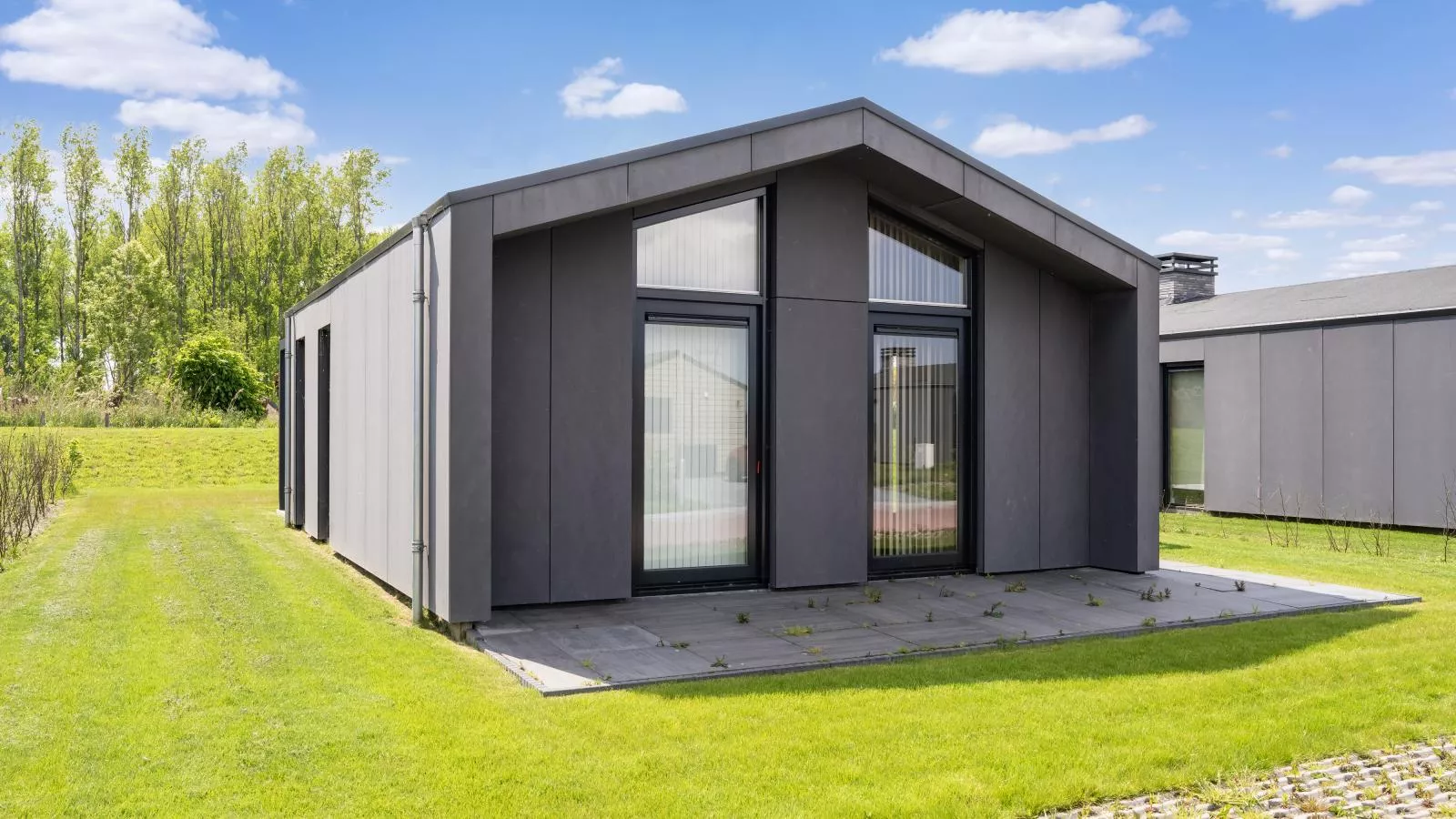 Amsterdam - Exterior in summer