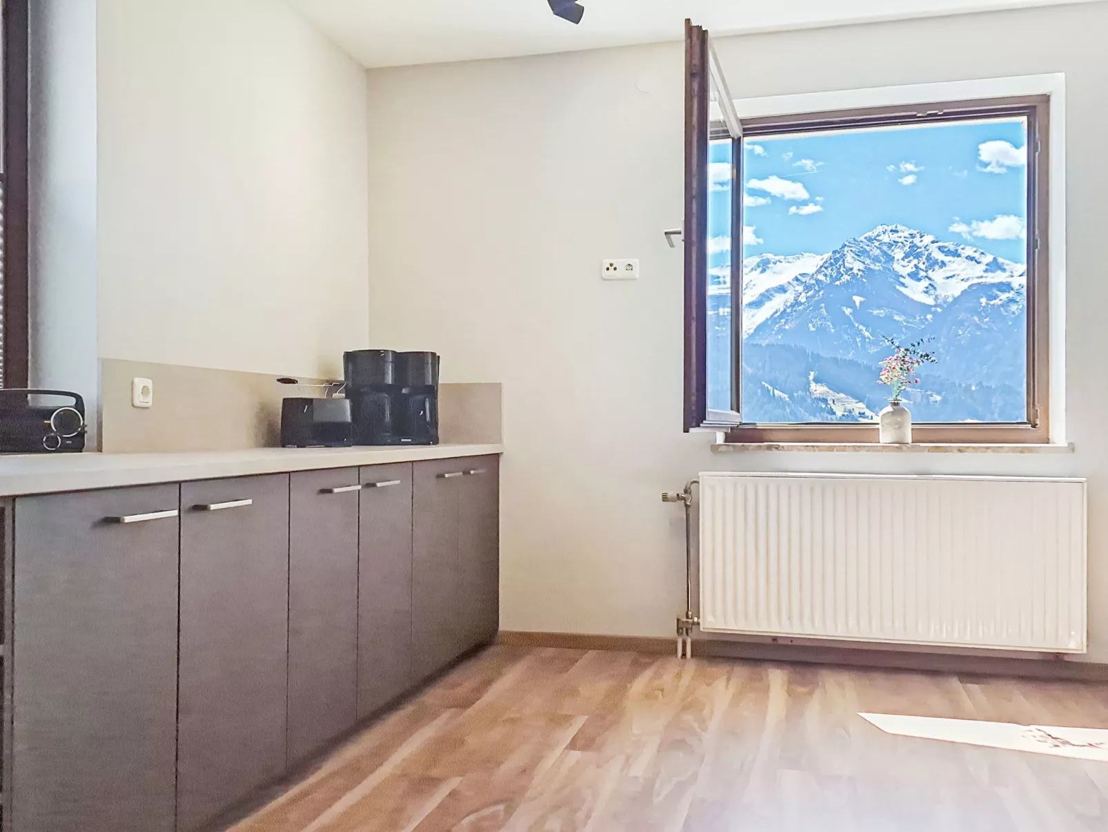 Panoramablick Tauern - Inside