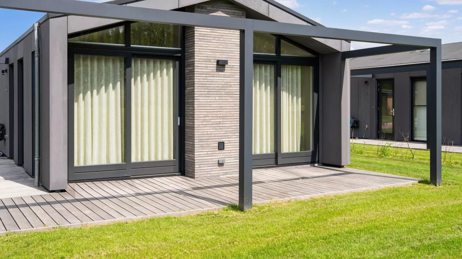 Strand - Terrace balcony