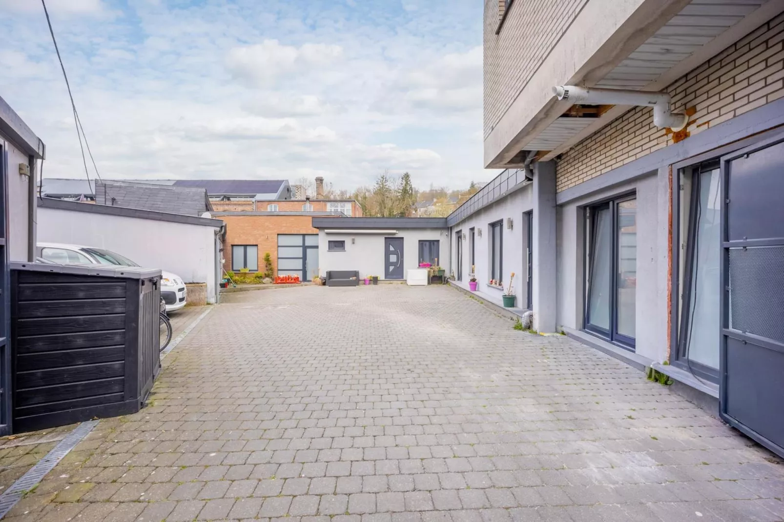 Magnifique maison de vacances pour 10 adultes avec pscine intérieure  Sauna Bains à remous et  Hamam