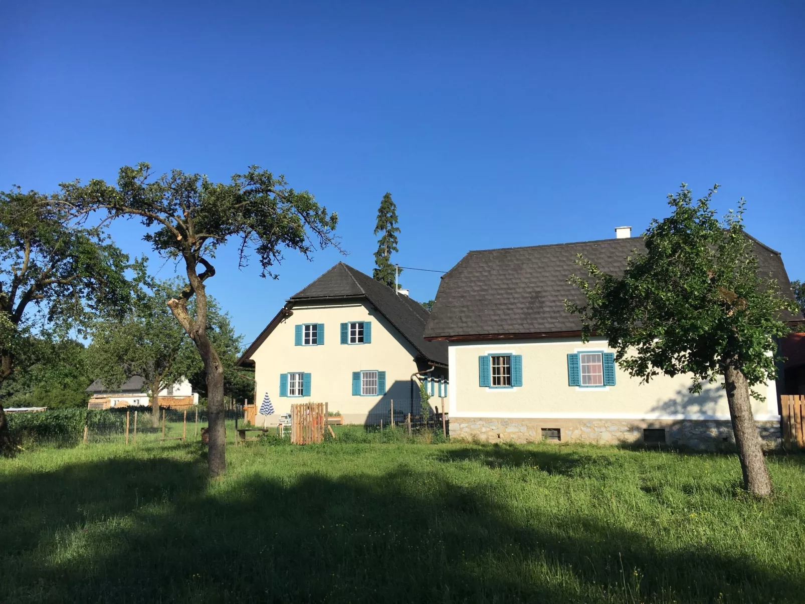 Kellerstöckl am veganen Bio-Lebenshof - Varm - the vegan Farm - Draußen