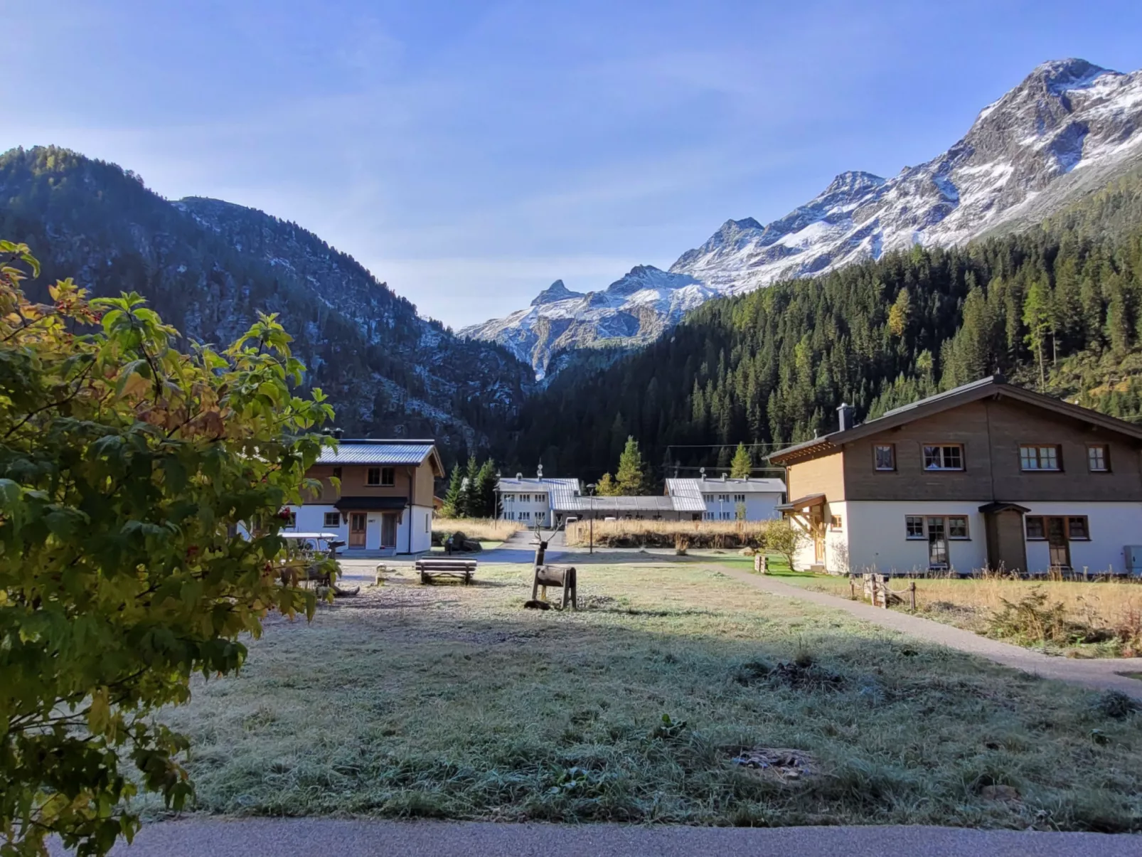 Lodge Seeblick 161 im Tauerndorf Enzingerboden - Draußen