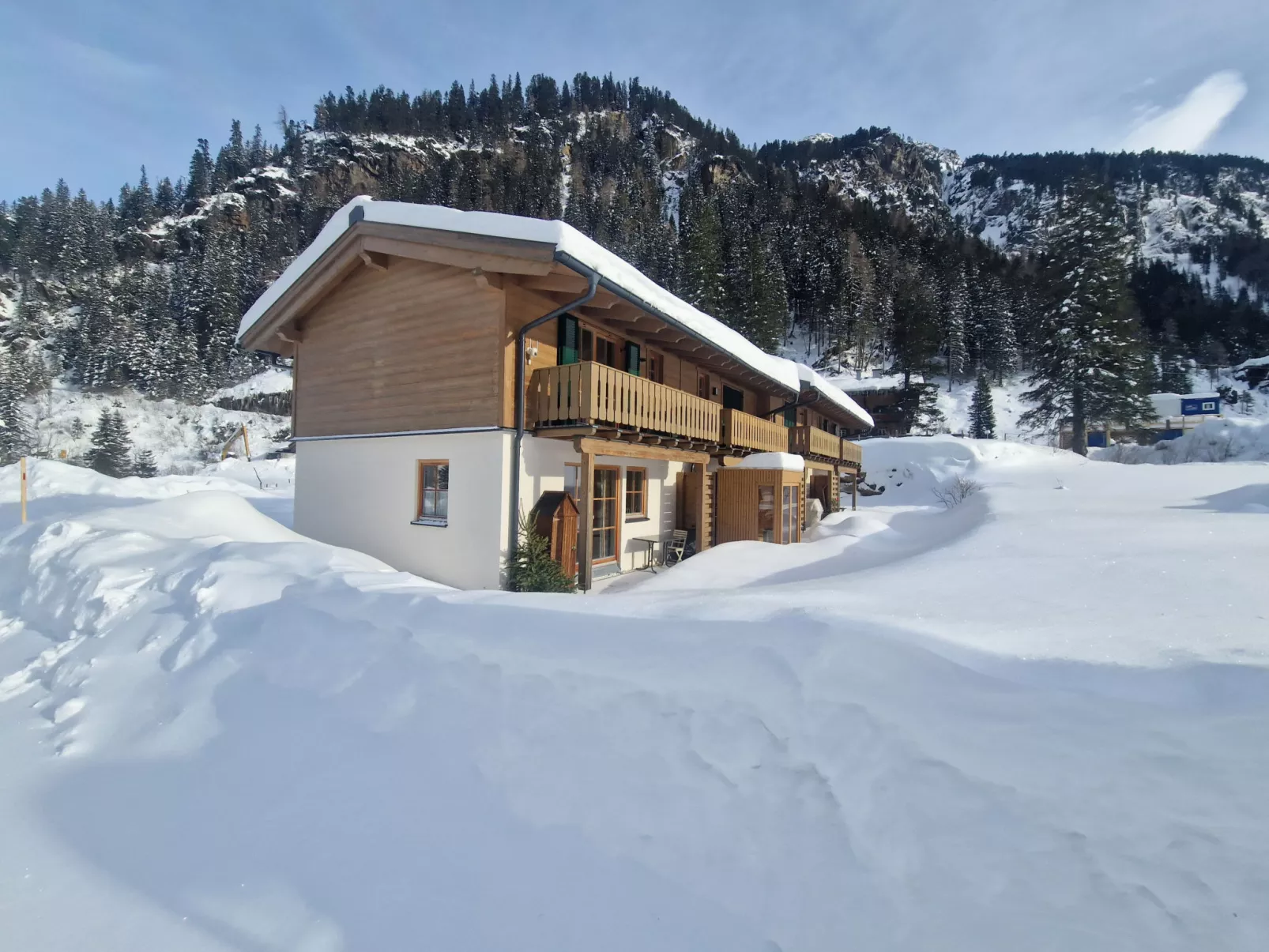 Lodge Enzian 194 im Tauerndorf Enzingerboden - Draußen