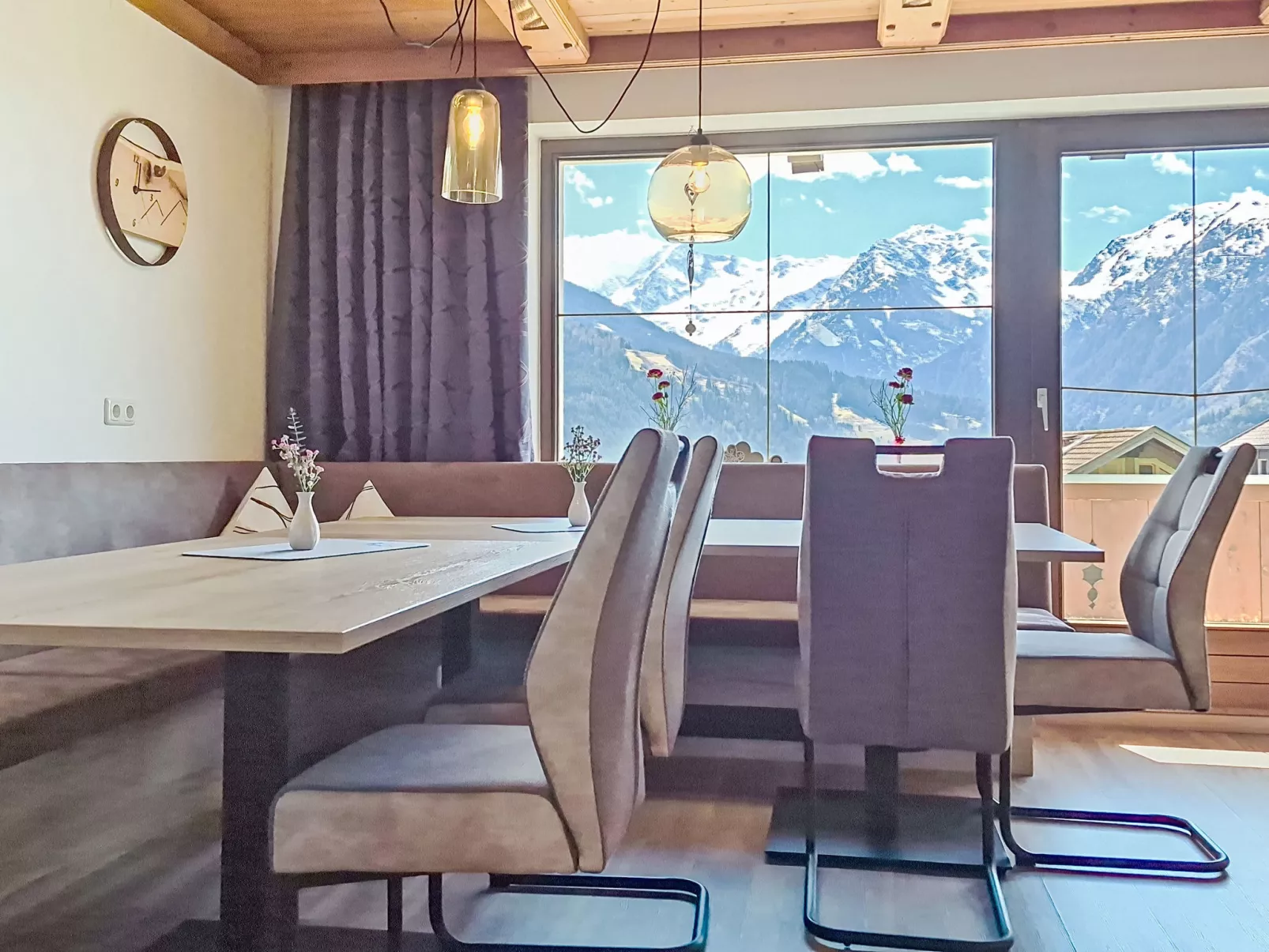 Panoramablick Tauern - Inside