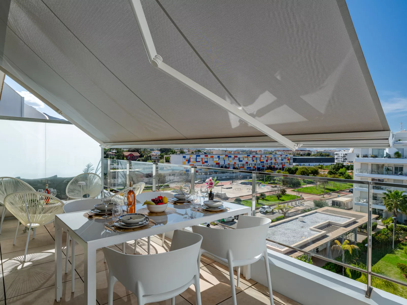 Marina Real I - Draußen