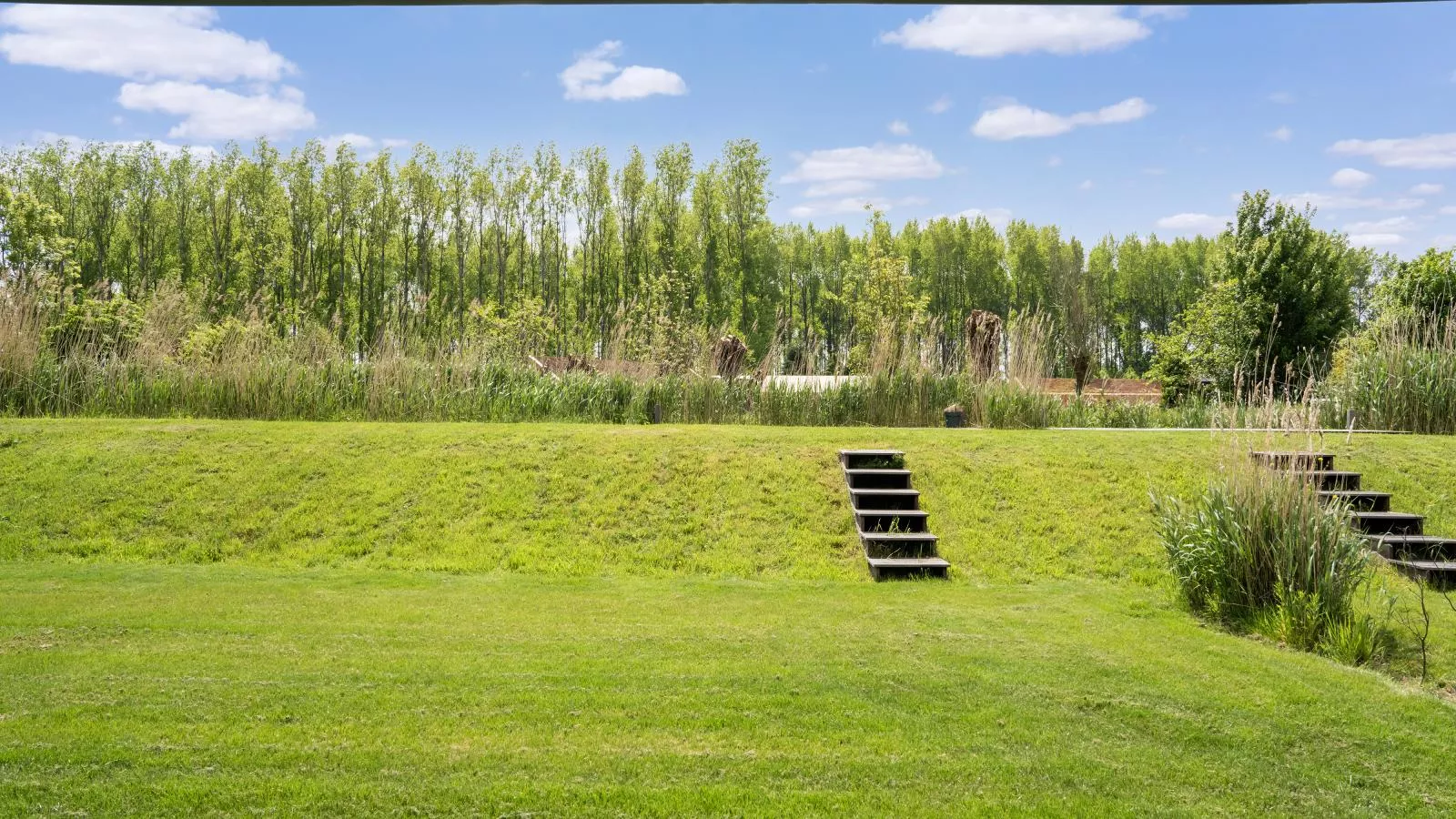 Strand - View in summer
