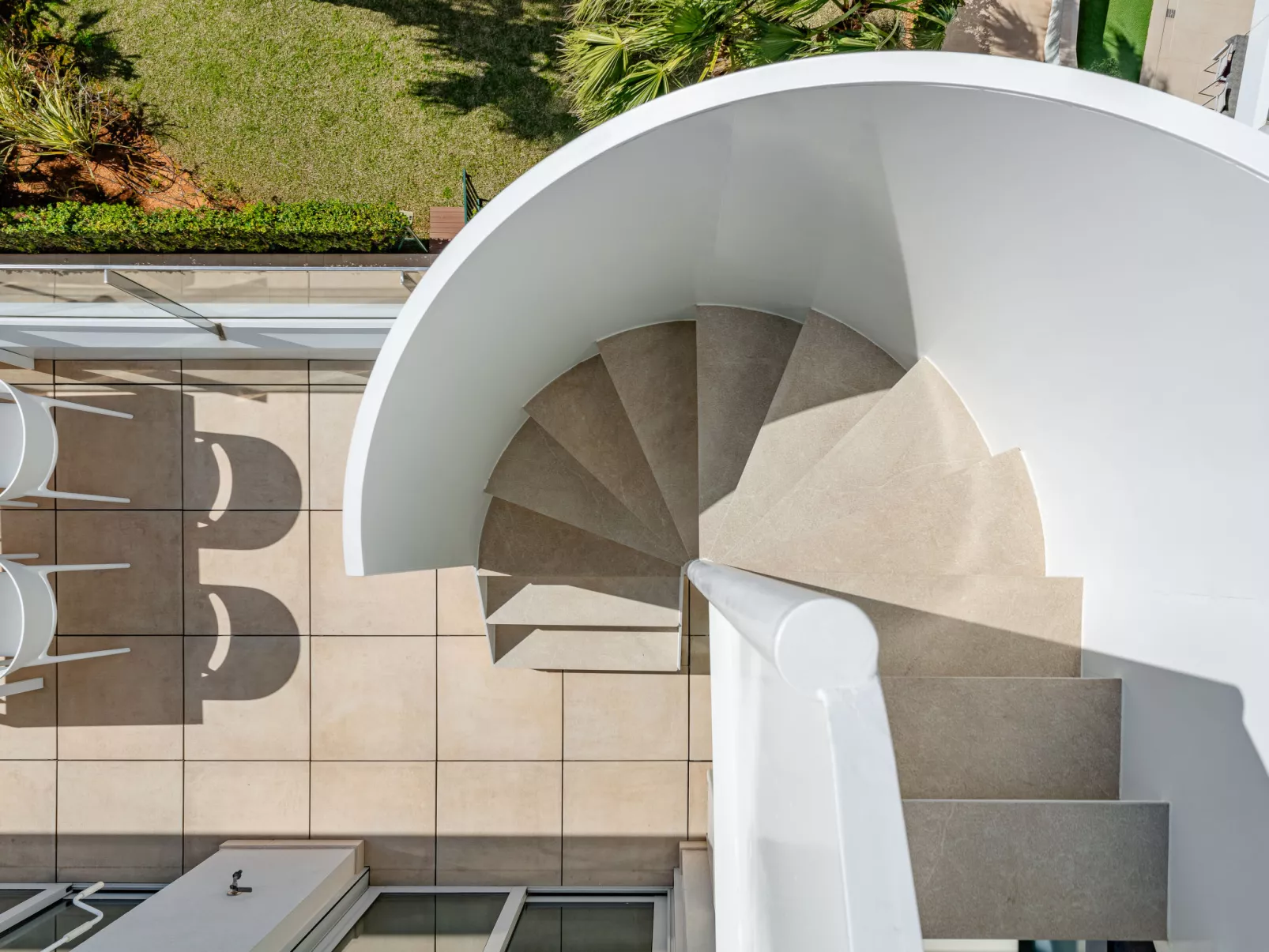 Marina Real I - Draußen