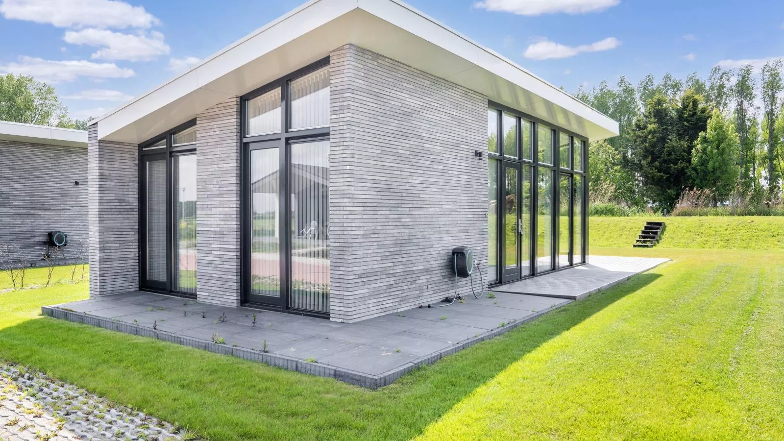 Polder - Außenbereich Sommer