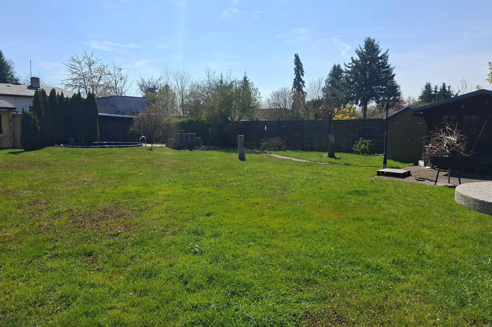 Ferienwohnung OG Staßfurt Schnittke - Jardins en été