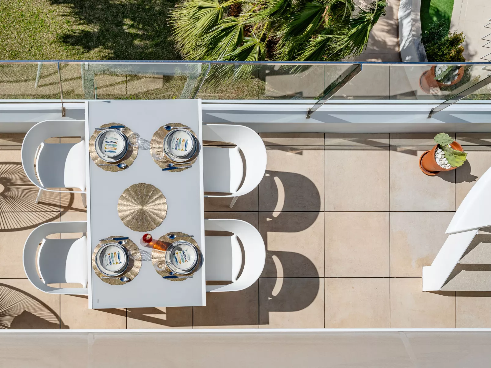 Marina Real I - Draußen