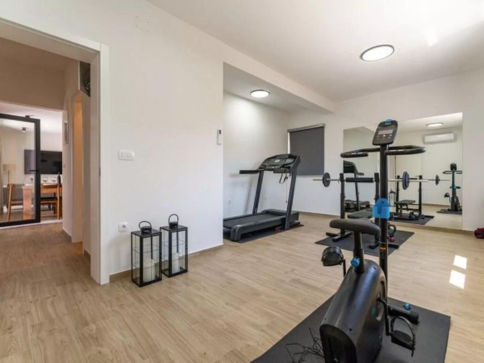 Magnificent Villa Oasis with extra large heated po - Image-tags.info