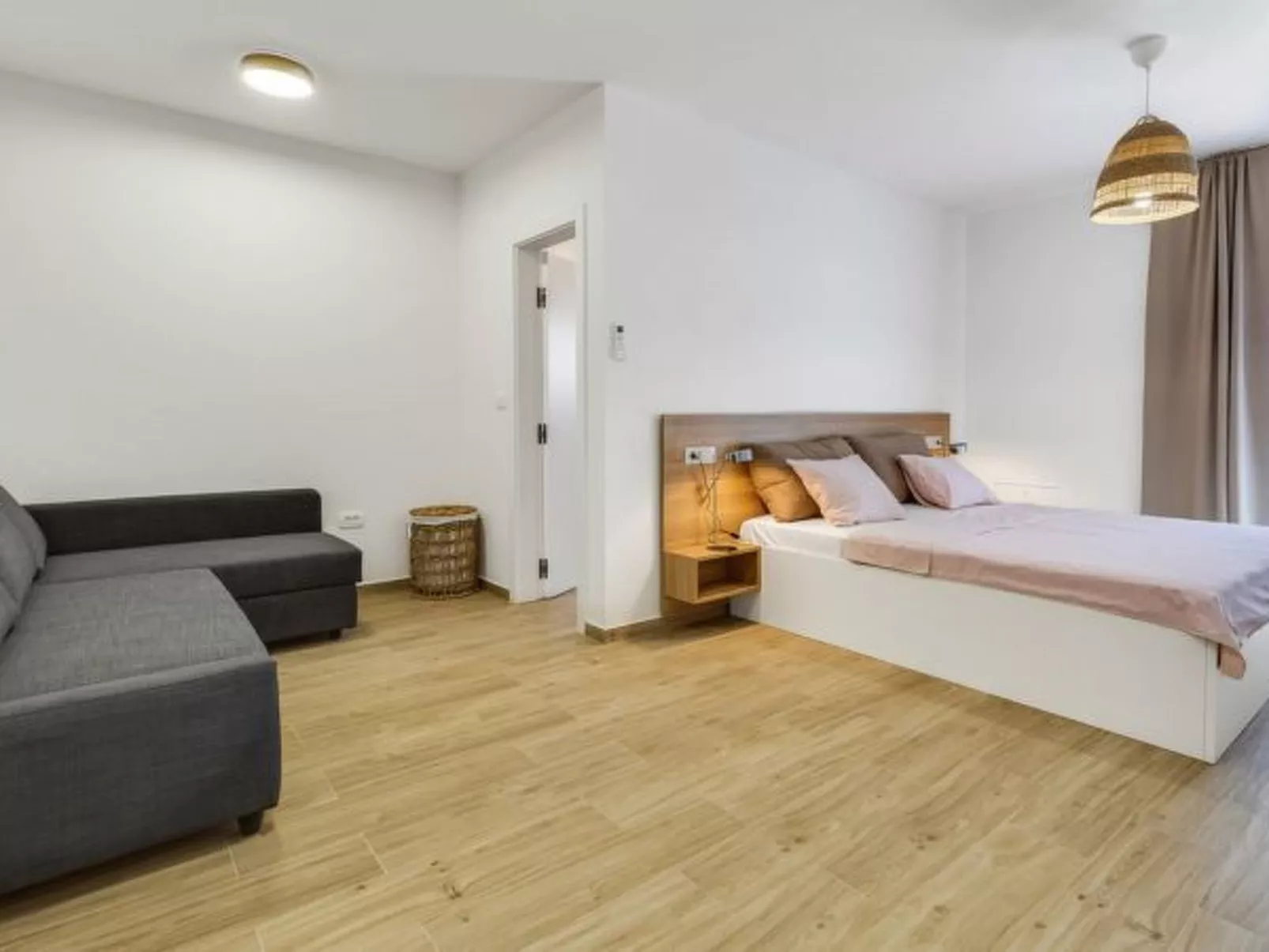 Magnificent Villa Oasis with extra large heated po - Image-tags.info