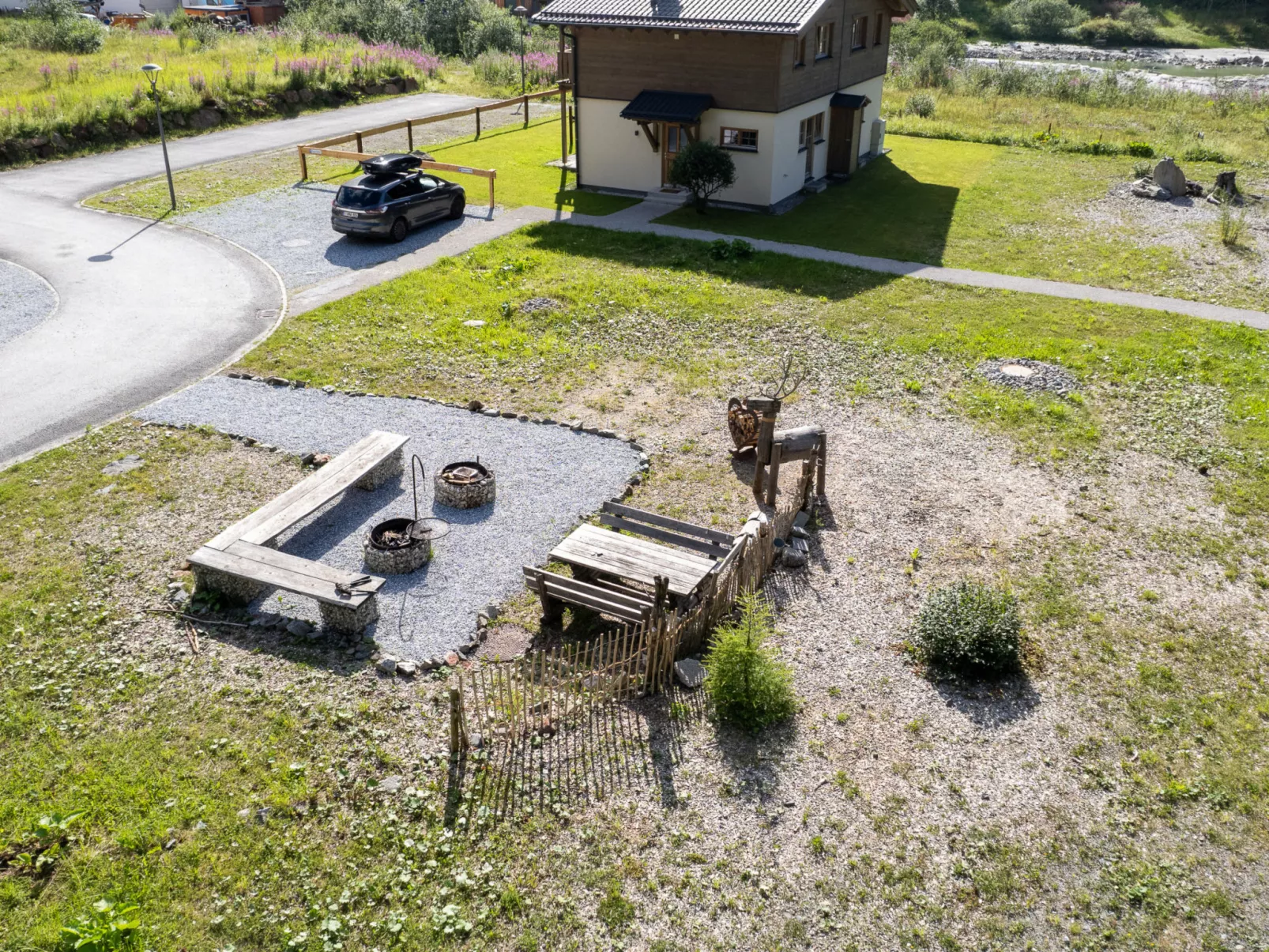 Lodge Adlerhorst 178 im Tauerndorf Enzingerboden - Draußen