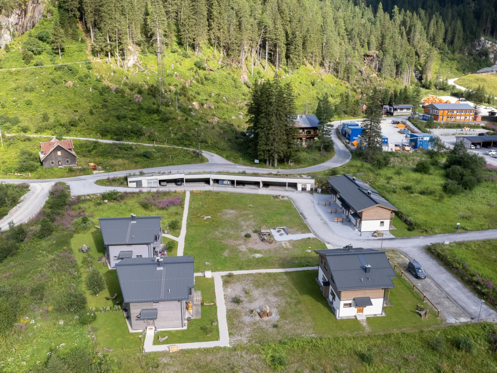 Lodge Seeblick 161 im Tauerndorf Enzingerboden - Draußen
