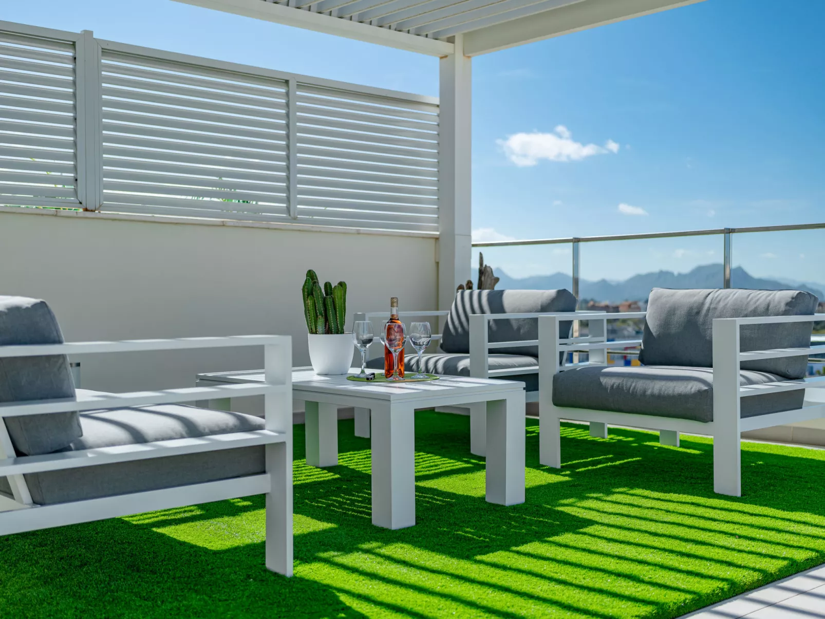 Marina Real I - Draußen