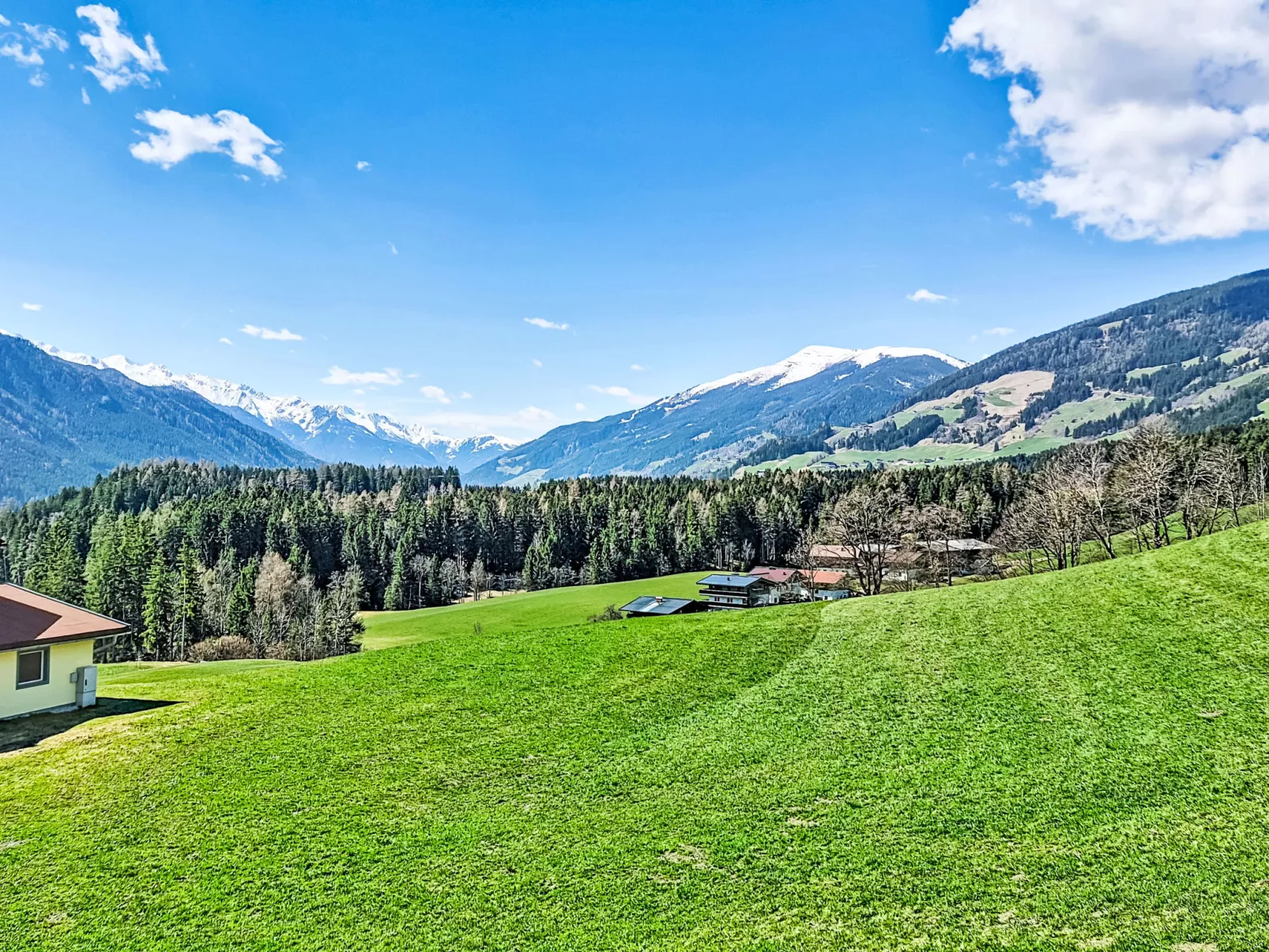 Panoramablick Tauern - Outside