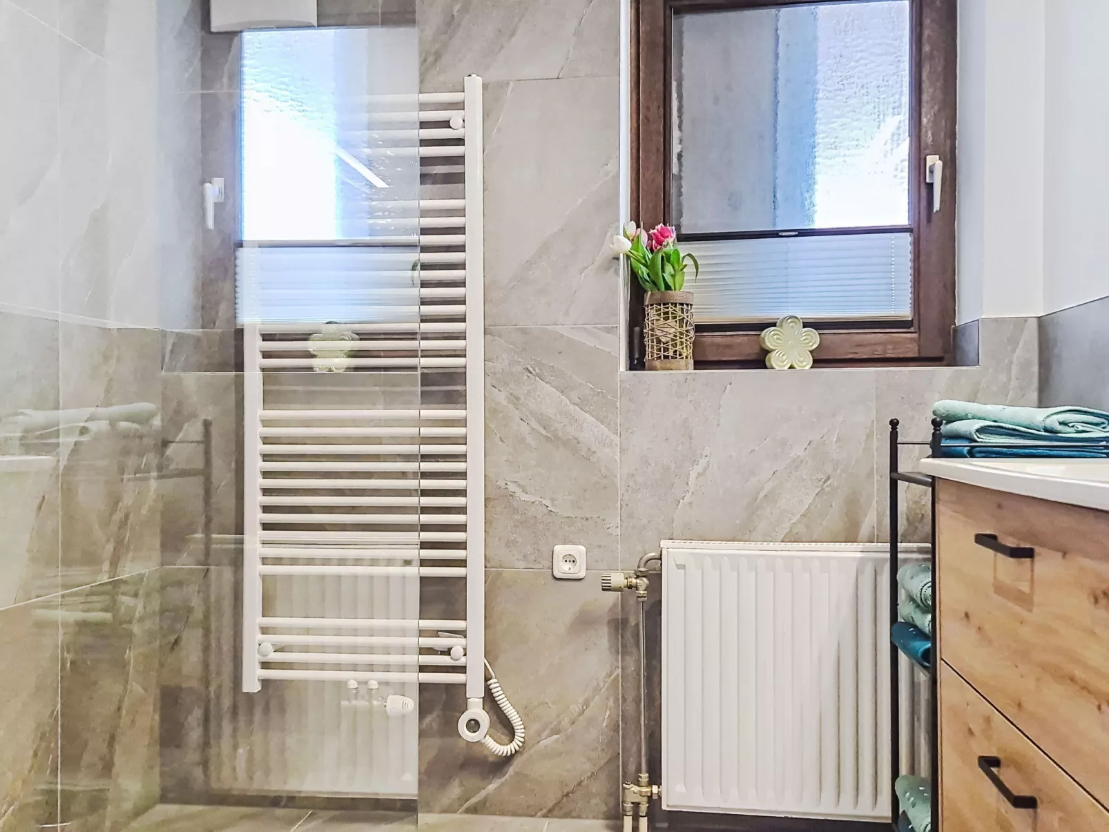 Panoramablick Tauern - Inside