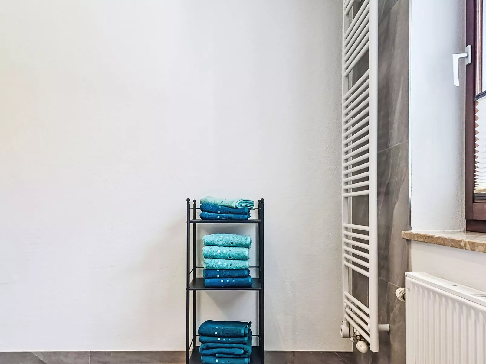 Panoramablick Tauern - Inside