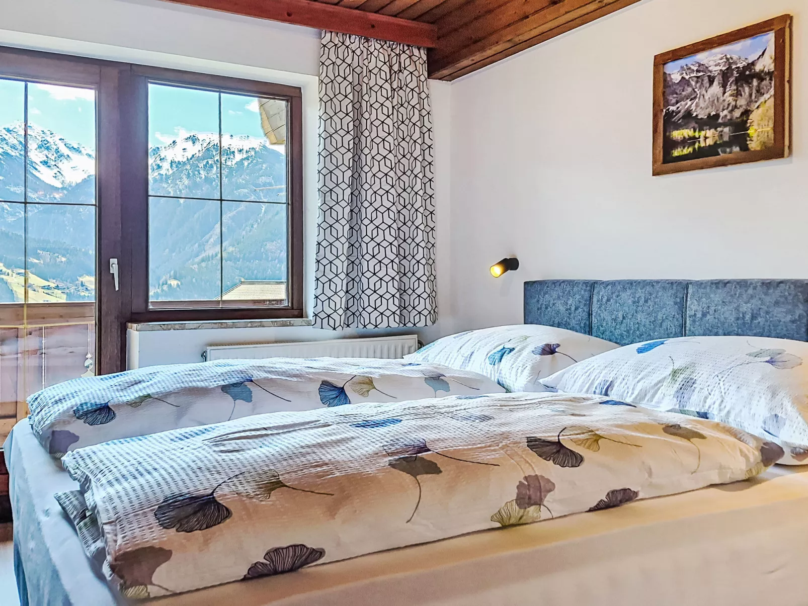 Panoramablick Tauern - Inside