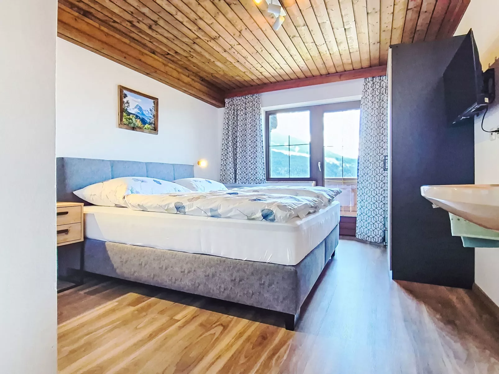 Panoramablick Tauern - Inside