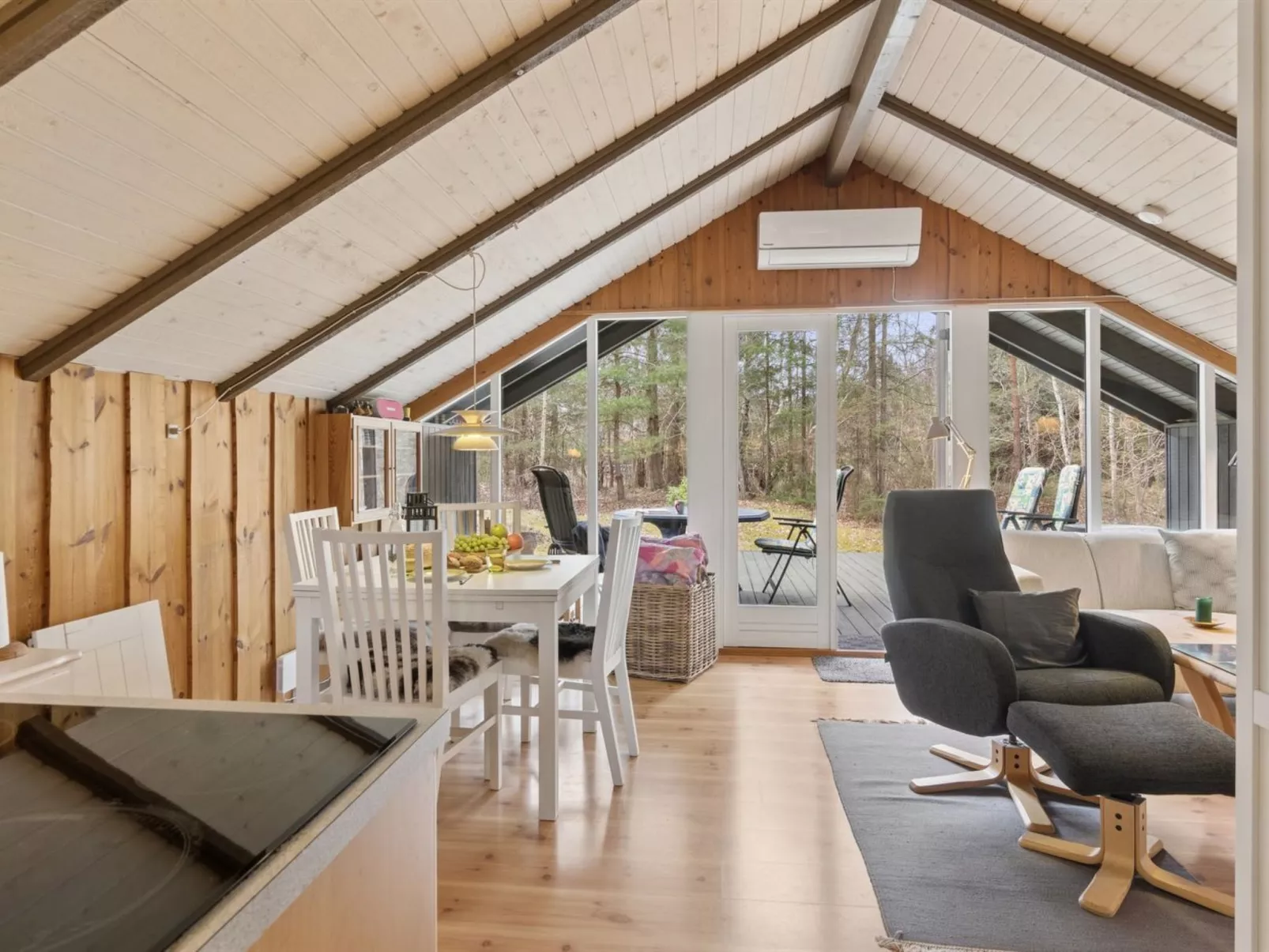 "Elfrede" - 900m from the sea