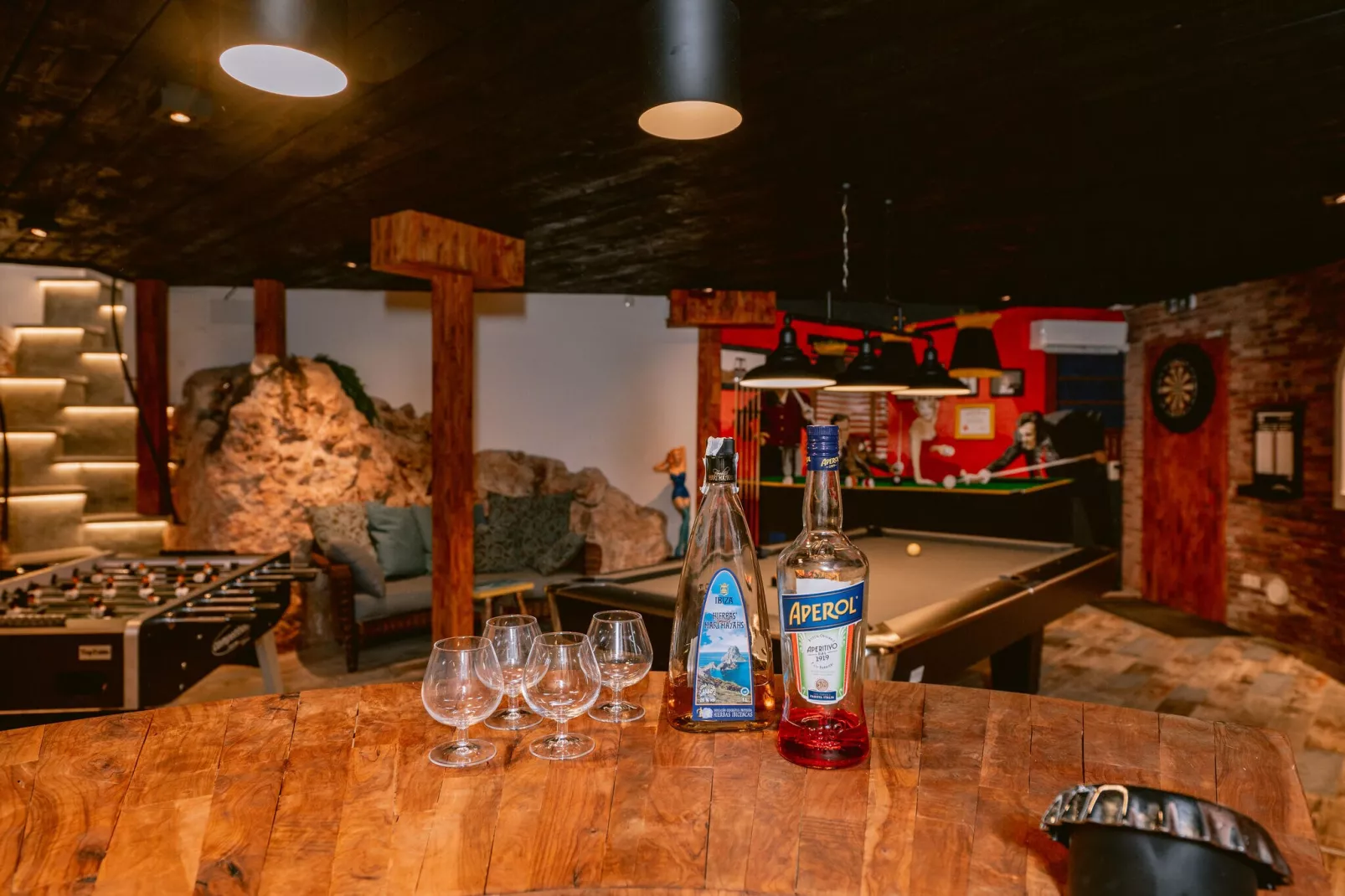 Monte Perdido-Recreation room