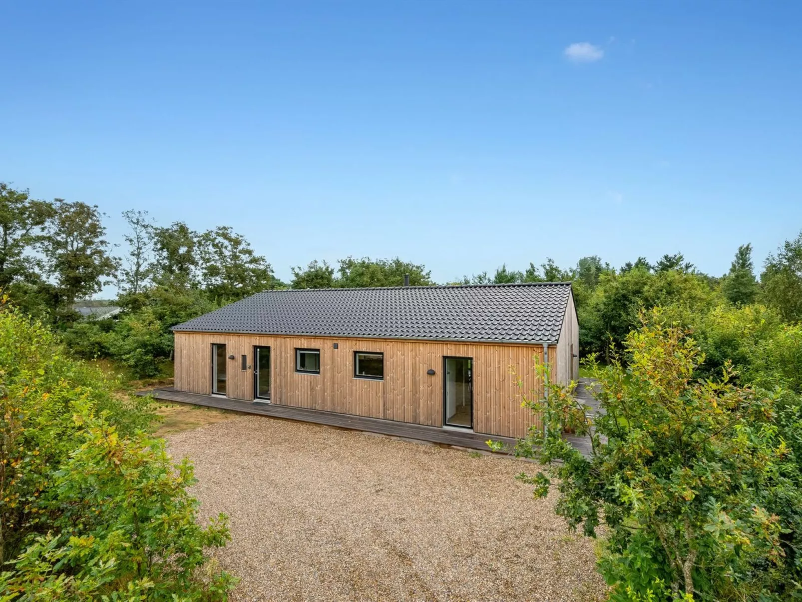 "Helina" - 250m to the fjord