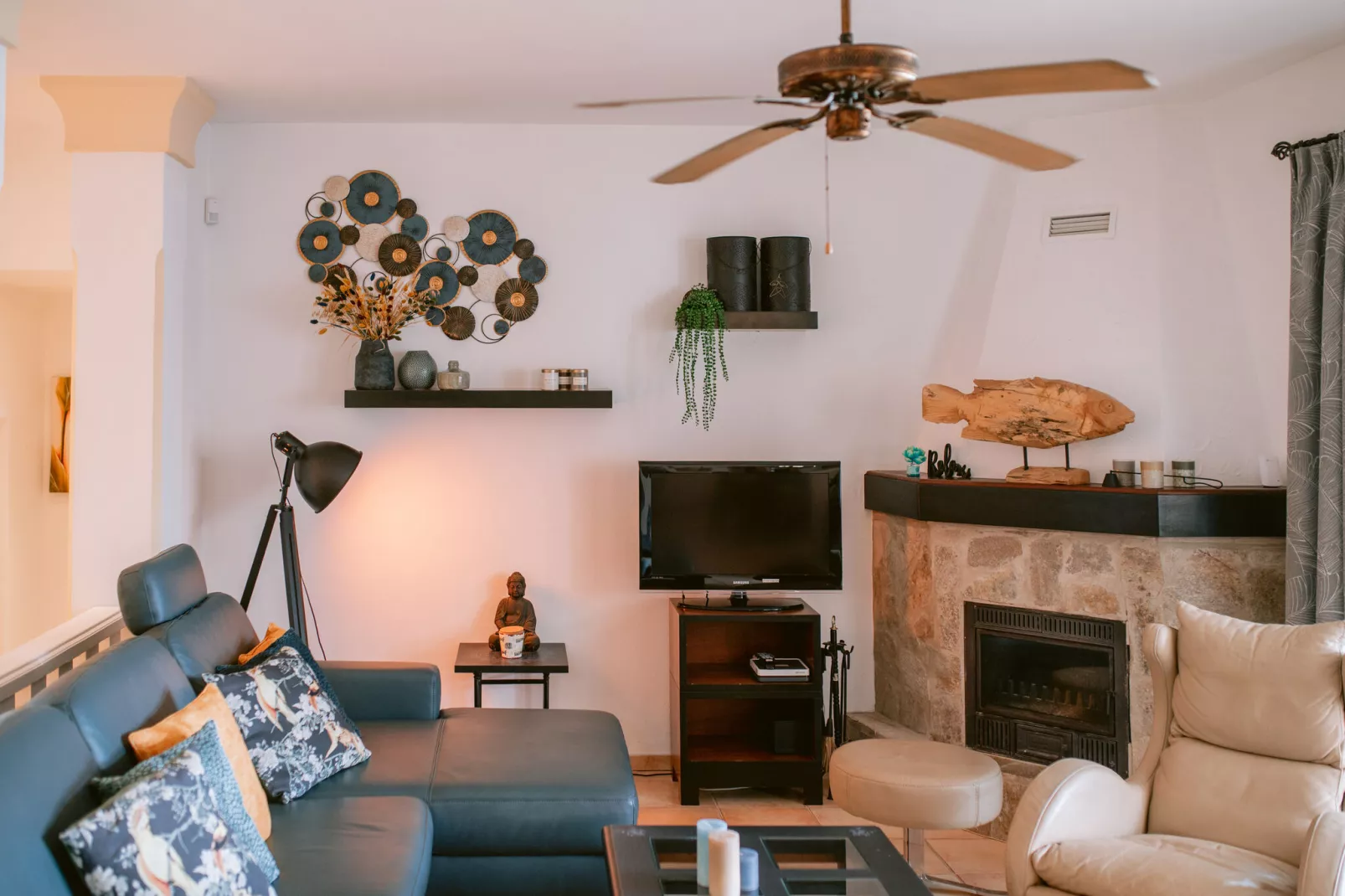Monte Perdido-Living room