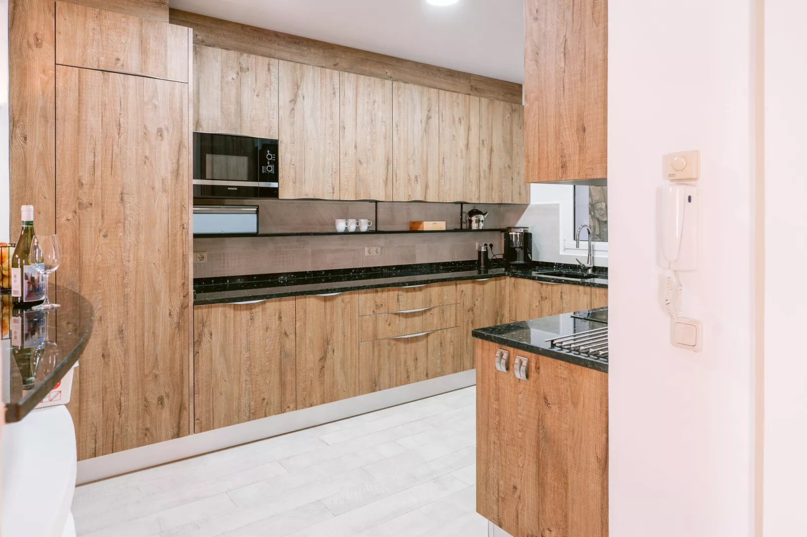 Monte Perdido-Kitchen