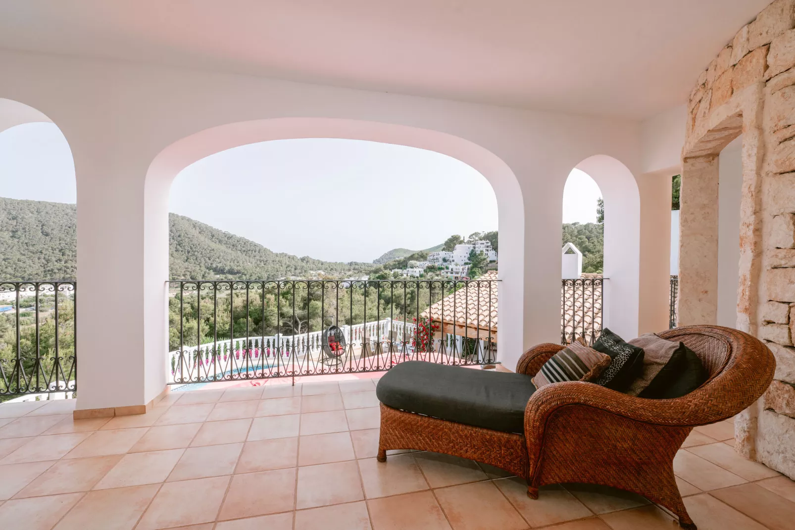Monte Perdido-Terrace balcony