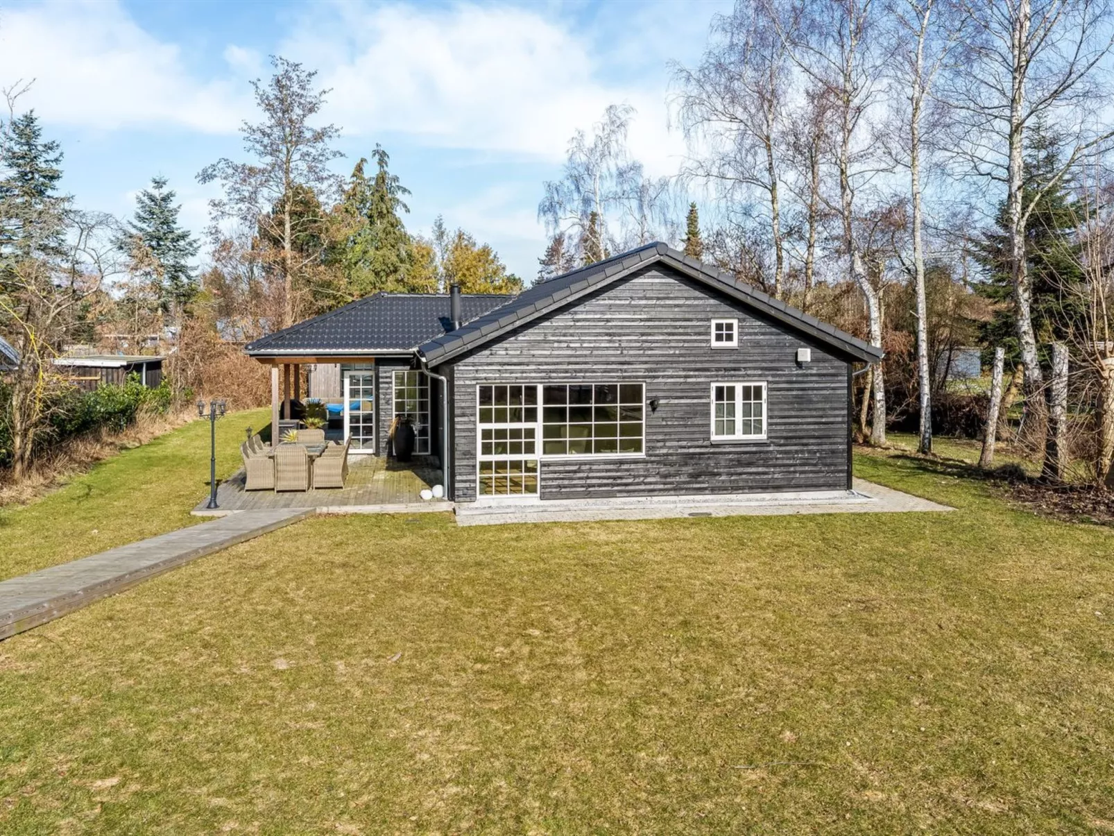 "Goti" - 400m from the sea