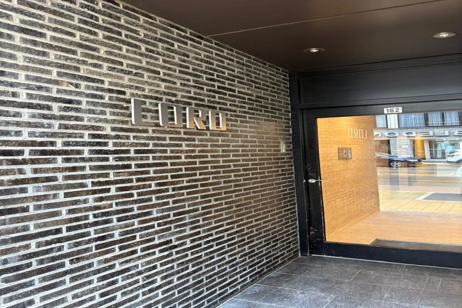 LORD 0201 - Empfangshalle