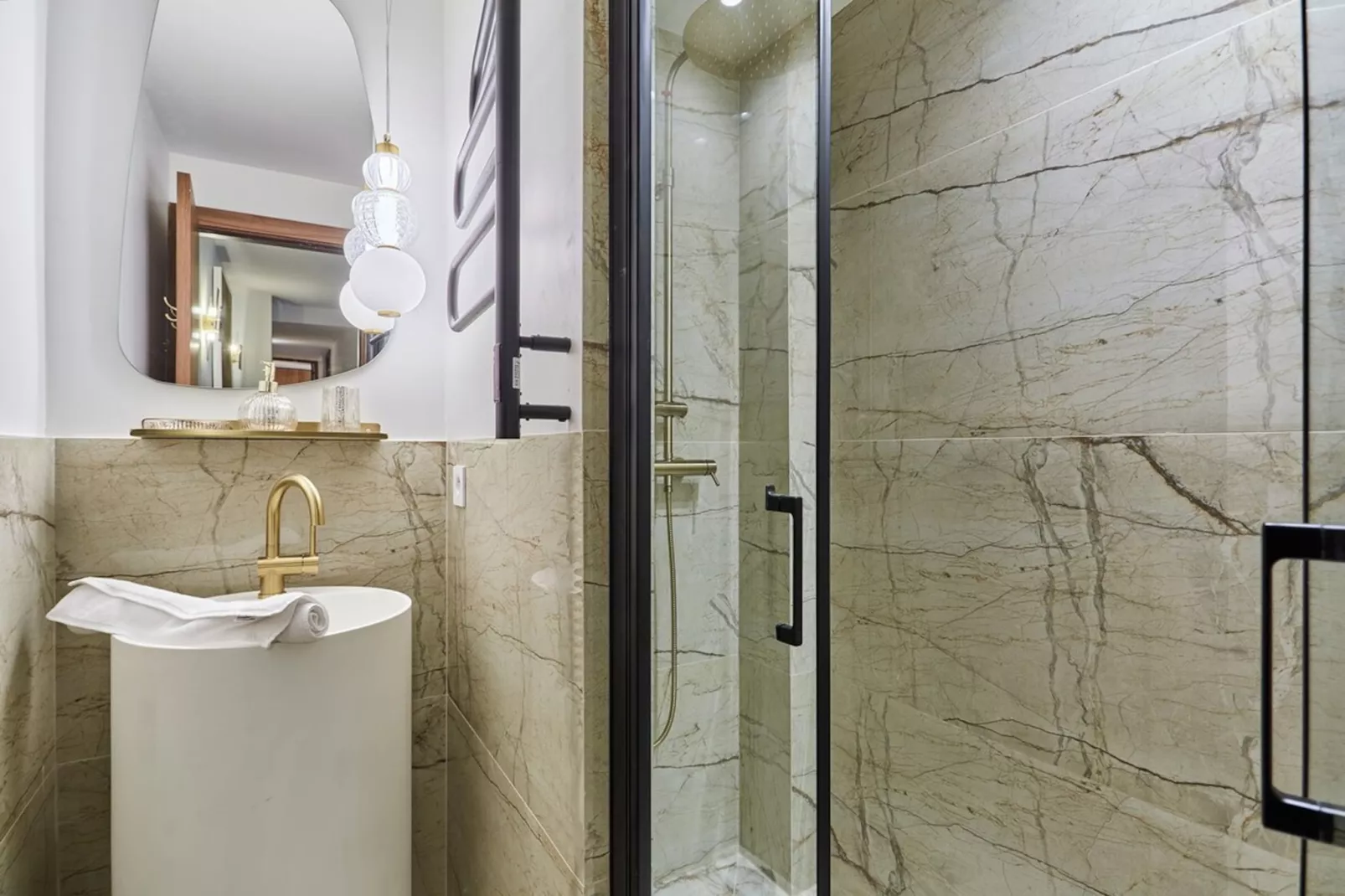 ECURIES 1 NEW - Untagged