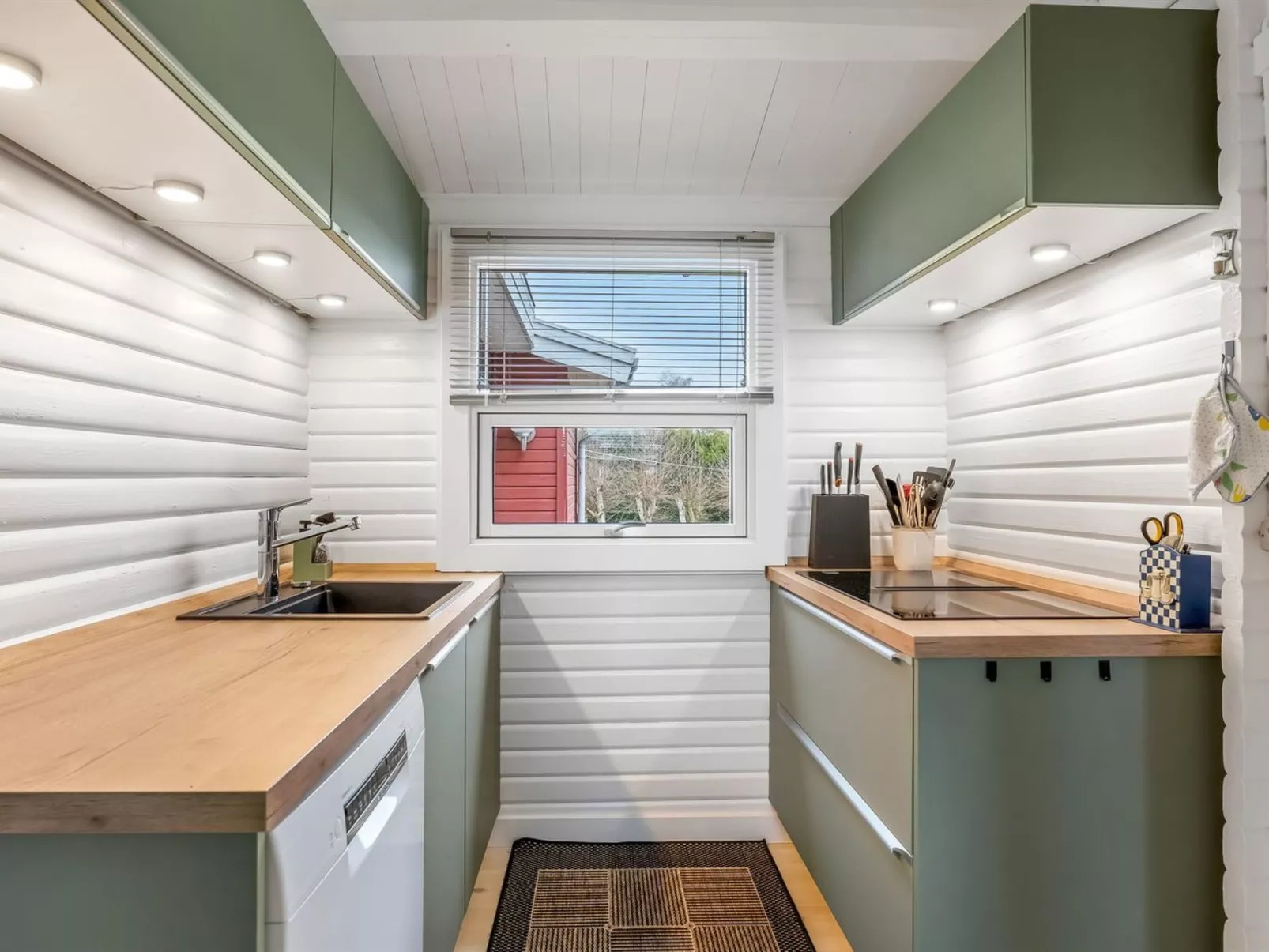 "Aarno" - 700m from the sea - Inside