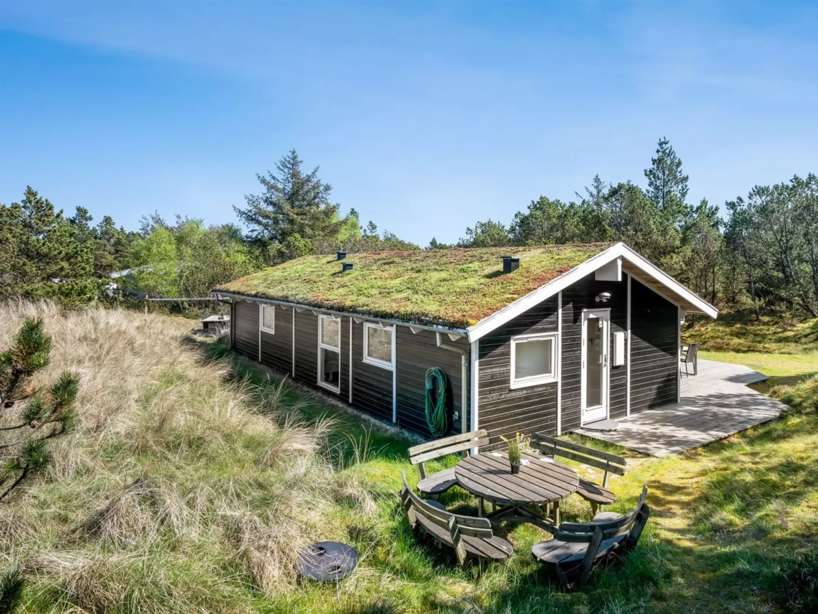 "Abiorn" - 2.5km from the sea - Outside