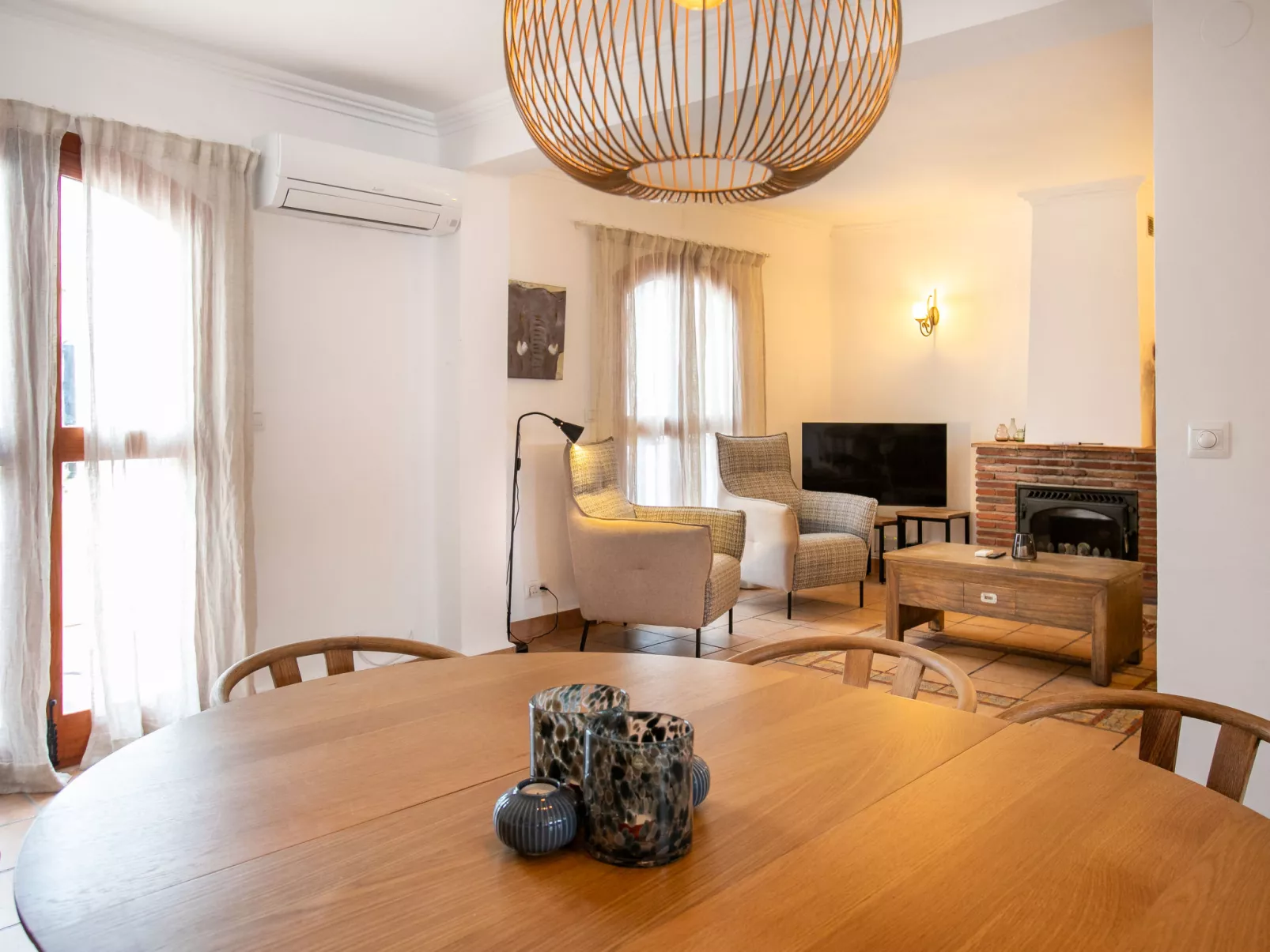 Los Olivos de Capistrano - Drinnen