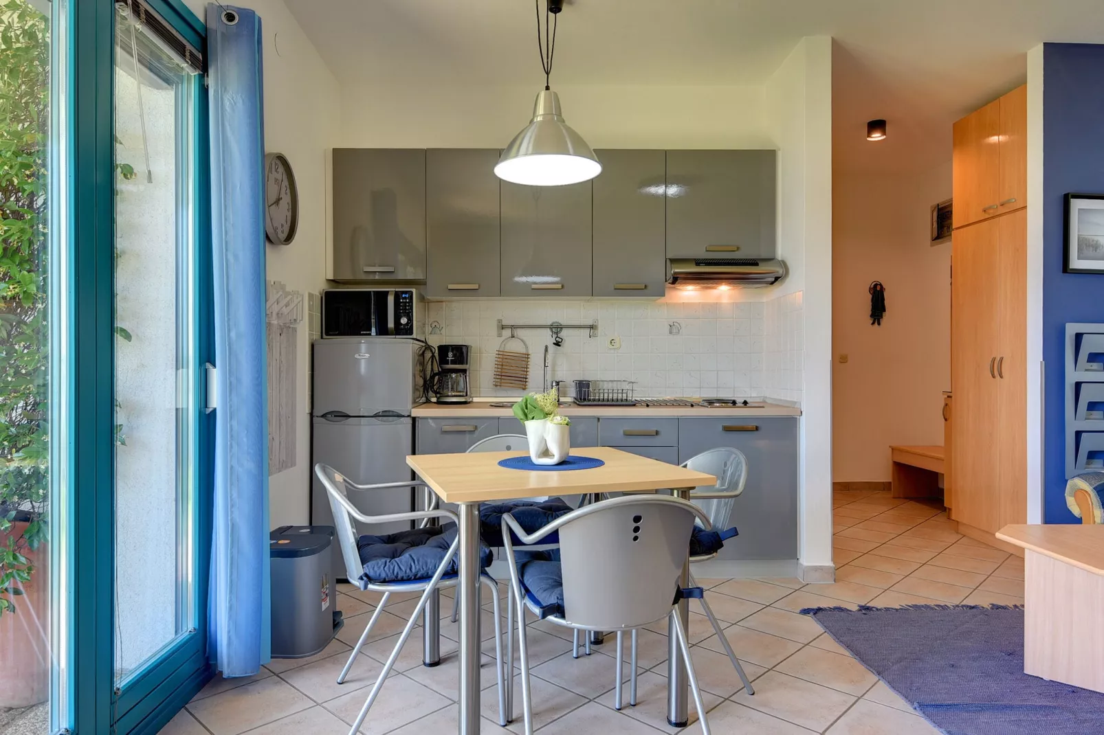 Anna 7-Kitchen
