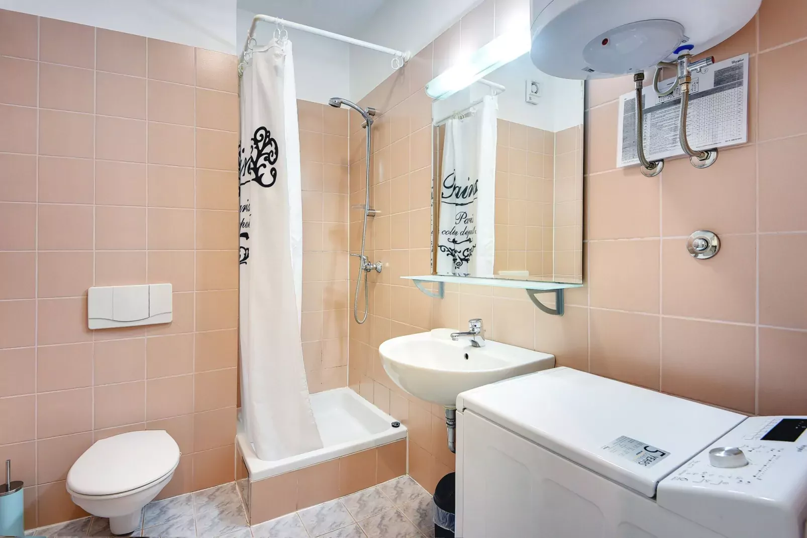 Anna 7-Bathroom