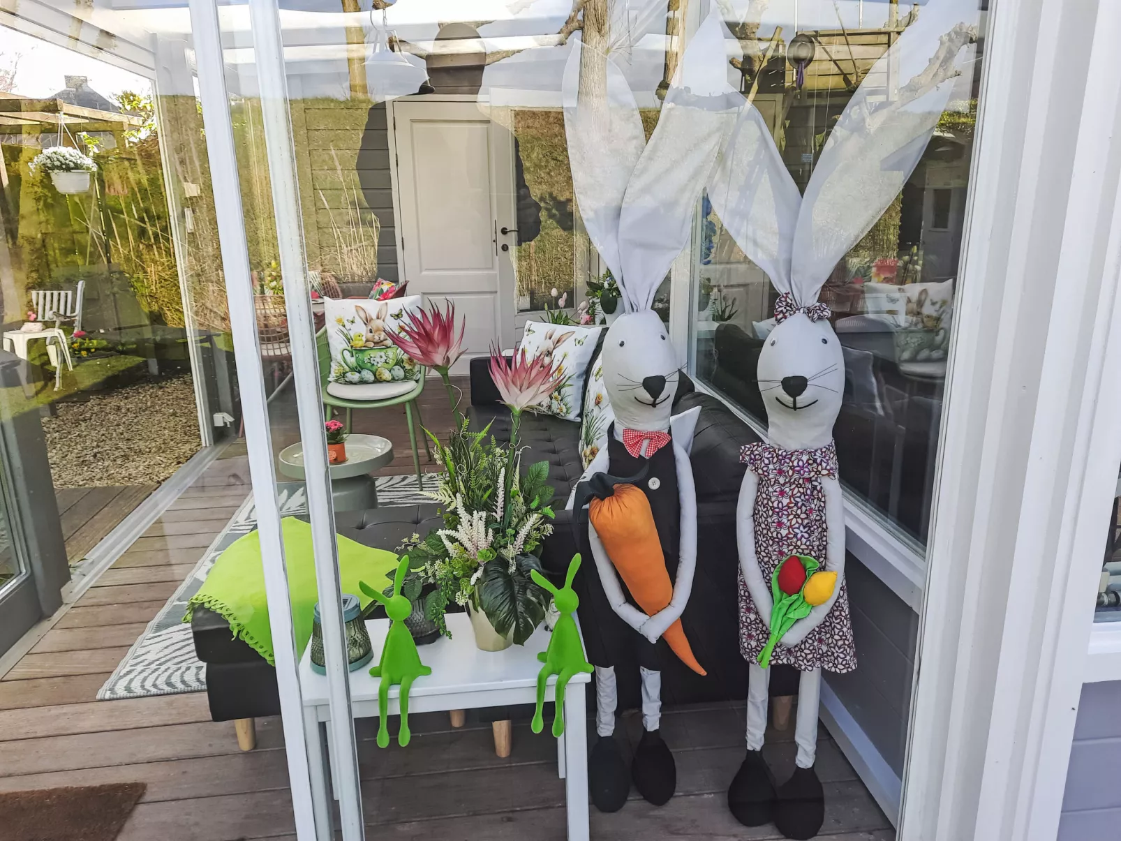 Schöne Familien-Ferienwohnung in Zeeland - Outside