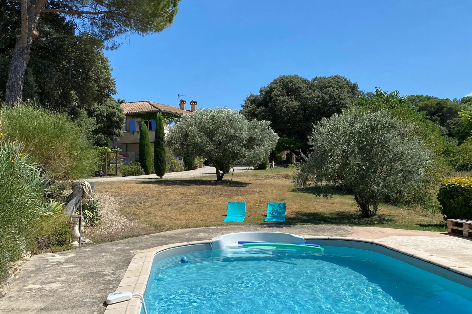 Maison de vacances Pertuis - Außenbereich Sommer