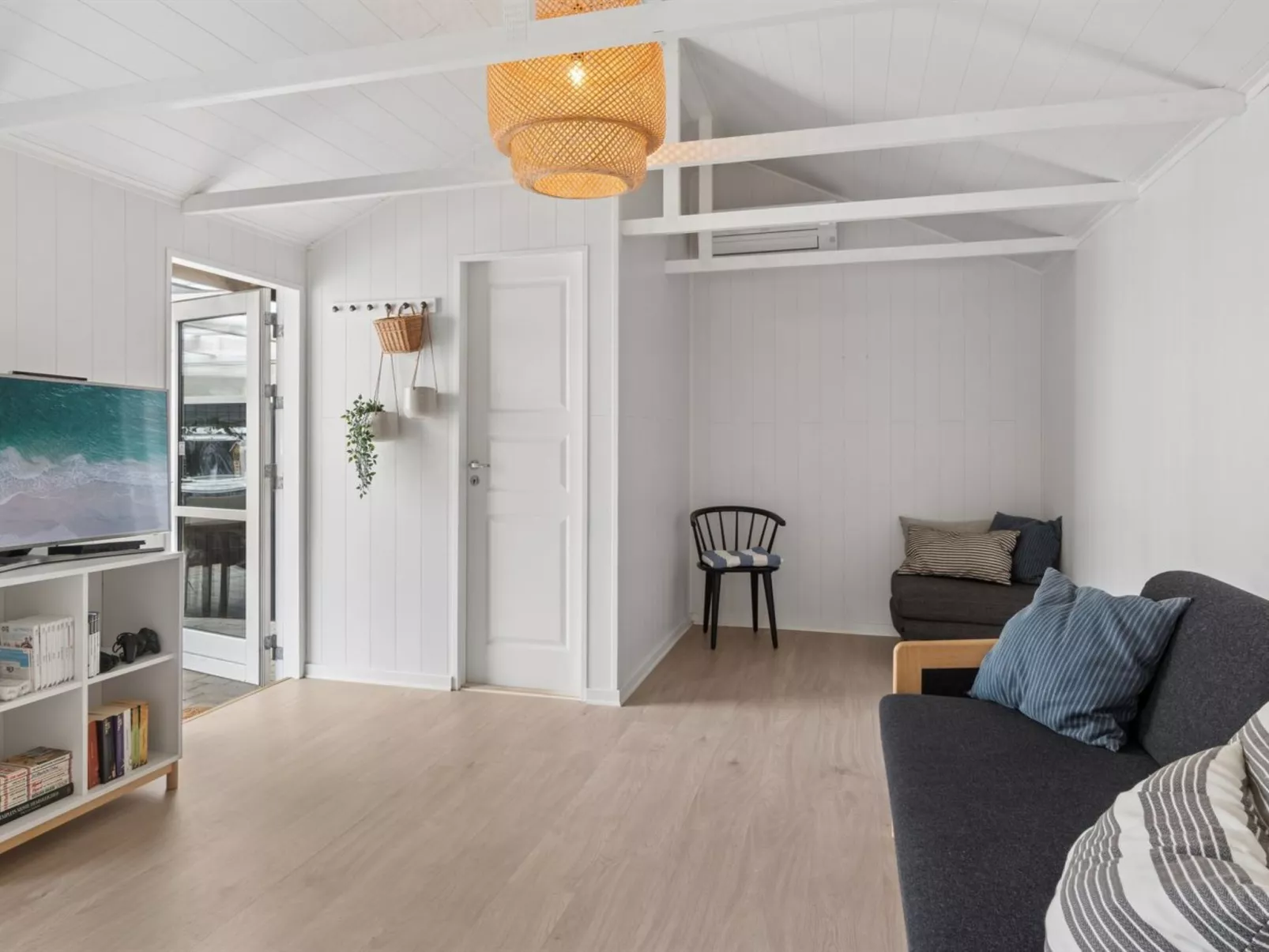 "Saija" - 2.1km from the sea - Drinnen