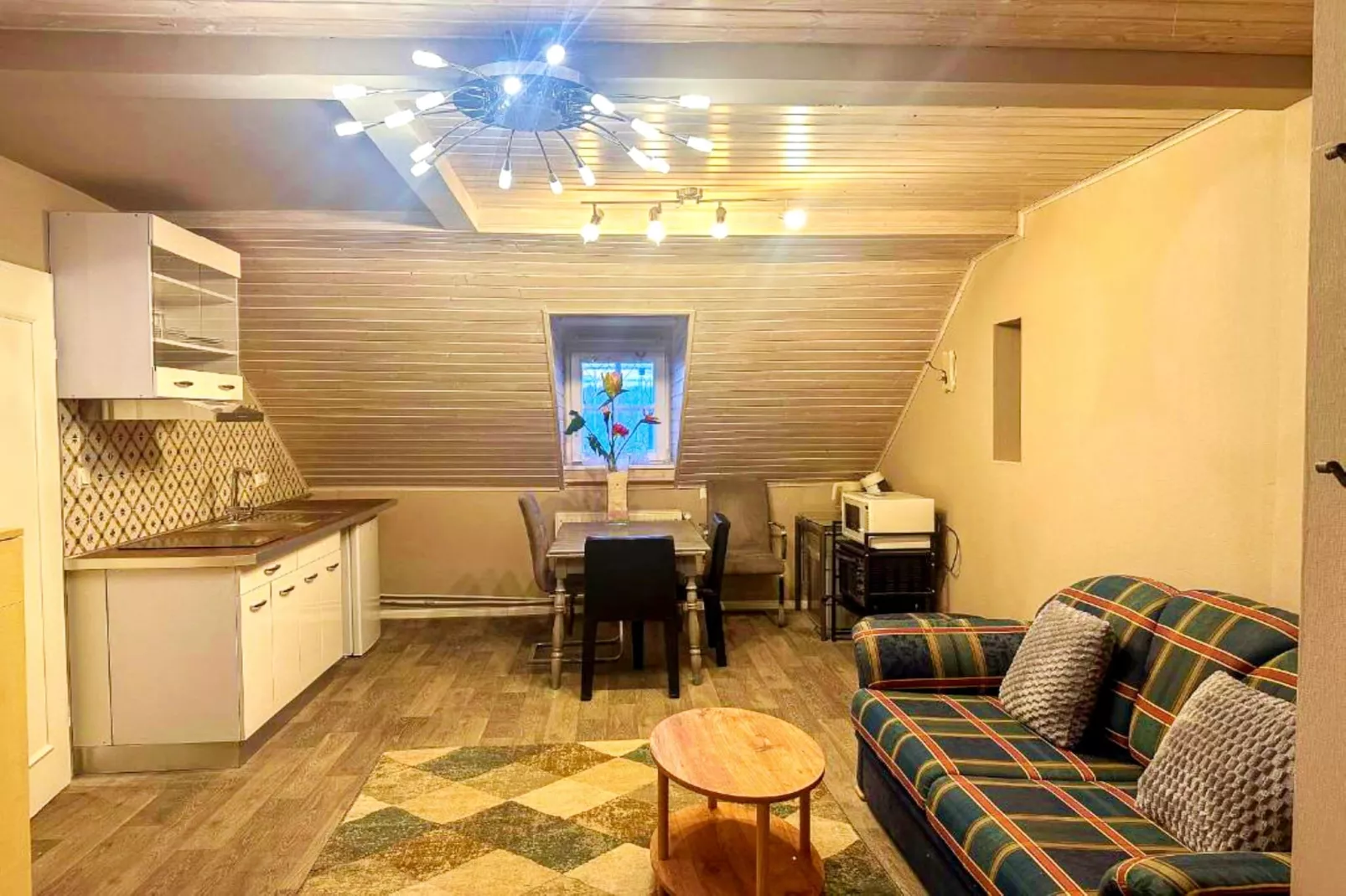 B2 Ferienwohnung Sonnentälchen - Wohnzimmer